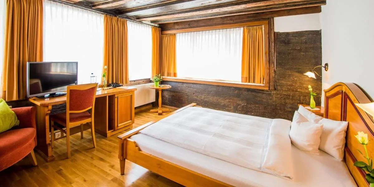 Photo of the whole room, Bed in Boutique- und Businesshotel Herrenküferei