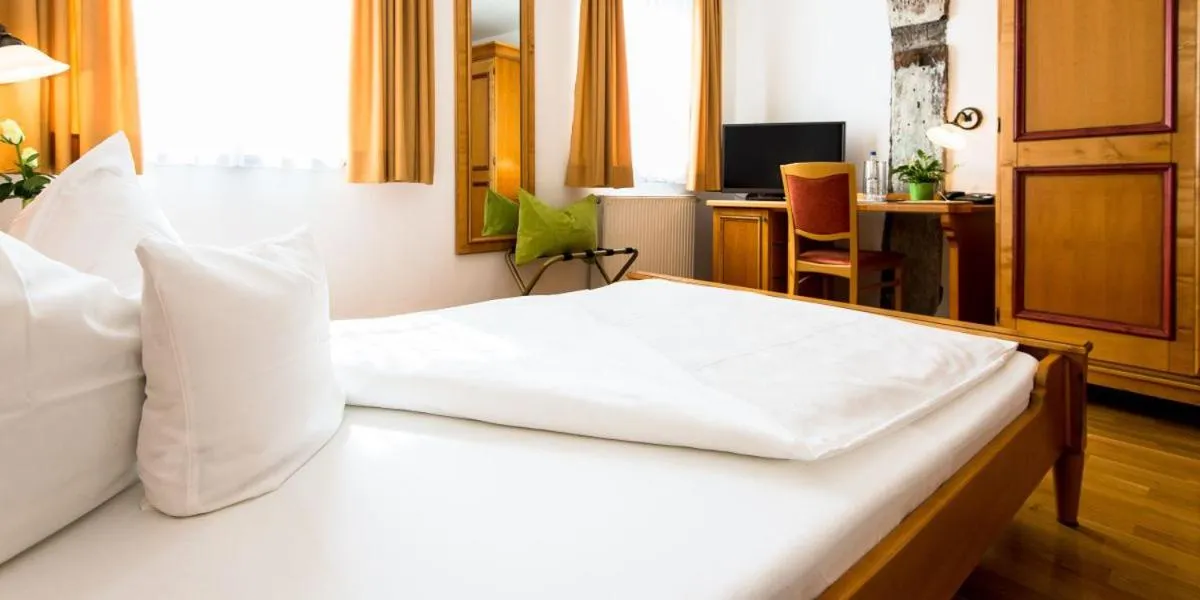 Photo of the whole room, Bed in Boutique- und Businesshotel Herrenküferei