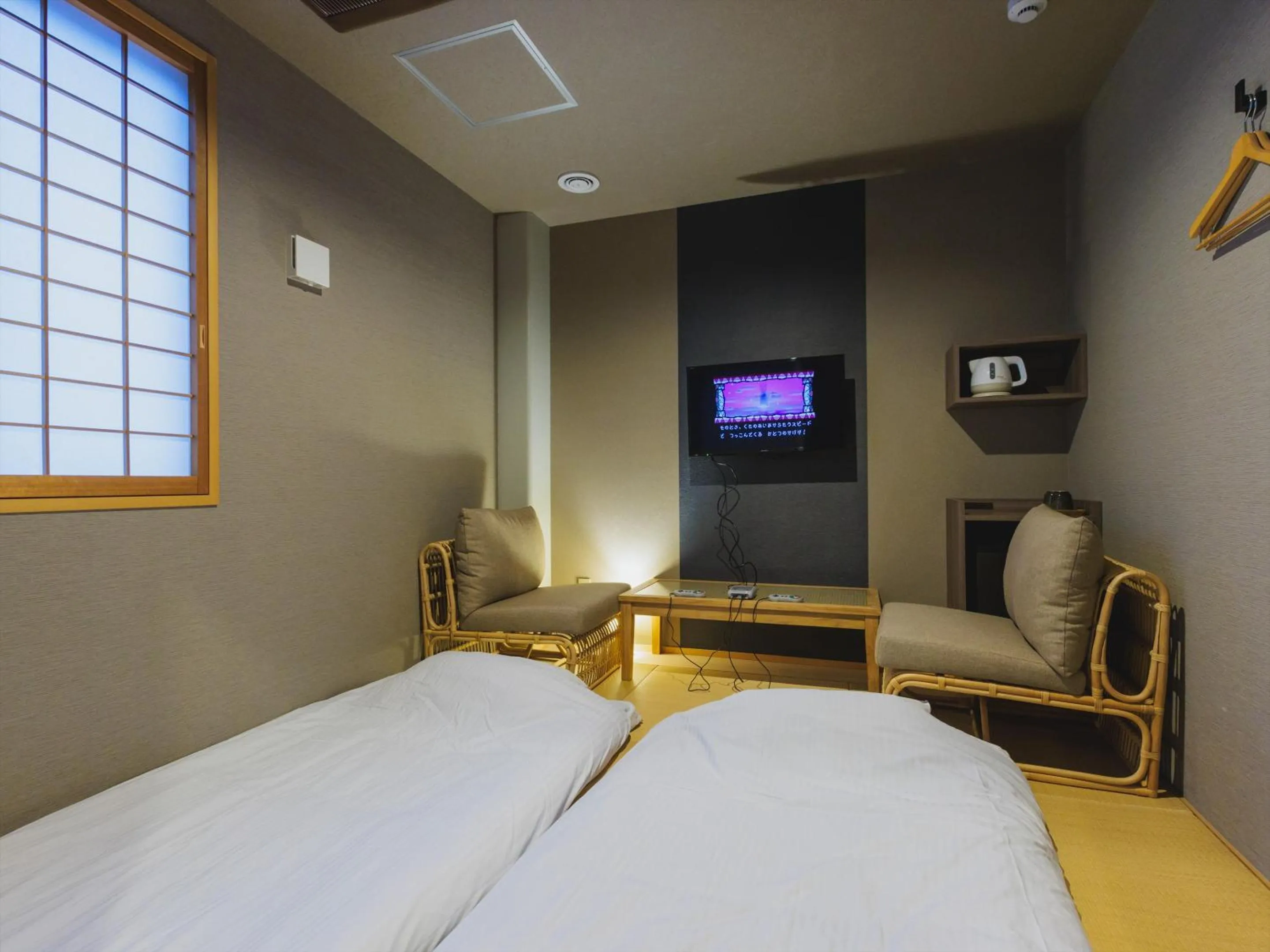 Photo of the whole room, Bed in Giappo Franca Kyoto