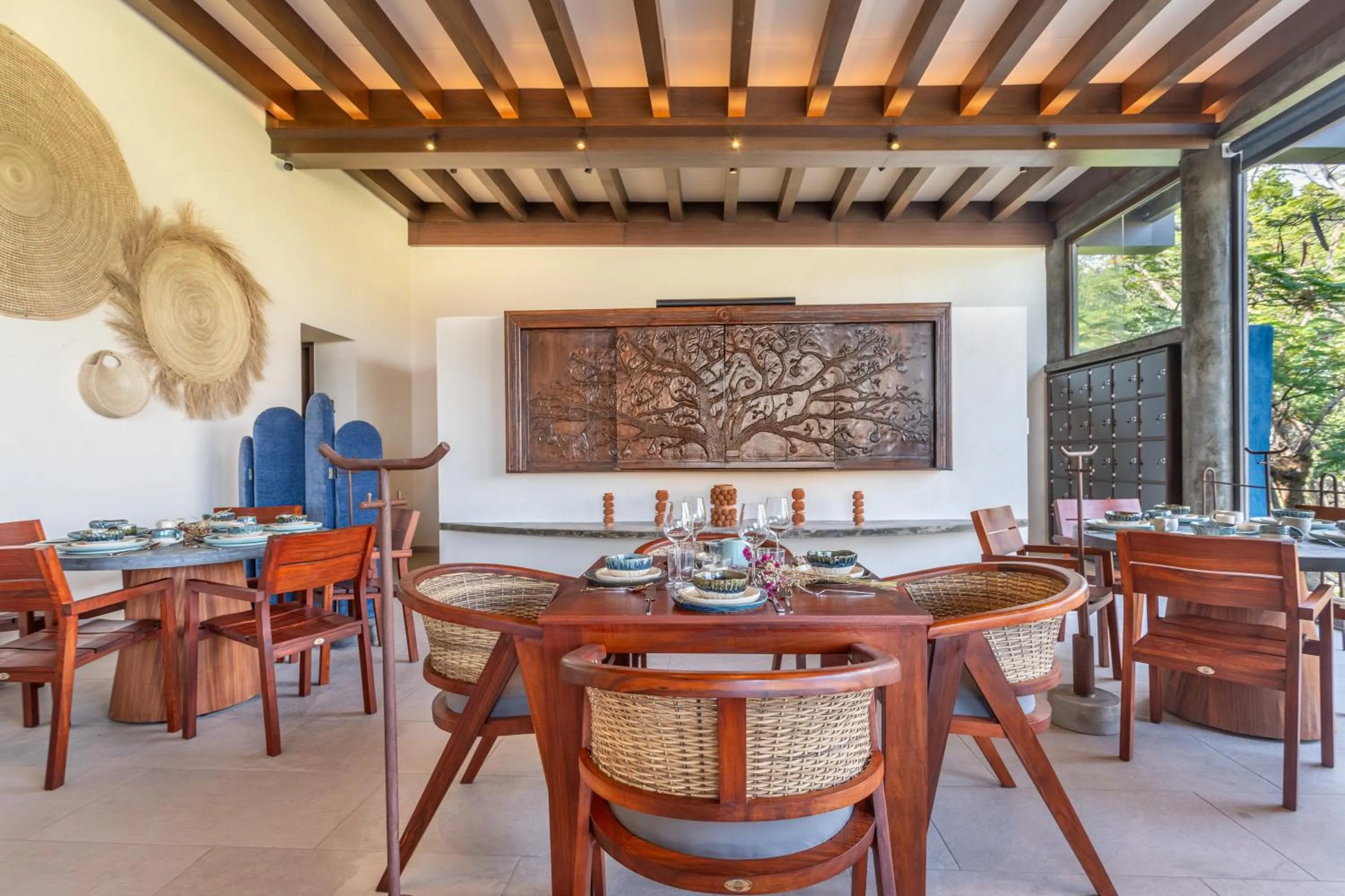 Communal lounge/ TV room in Casa Cristina Fresh Boutique Hotel