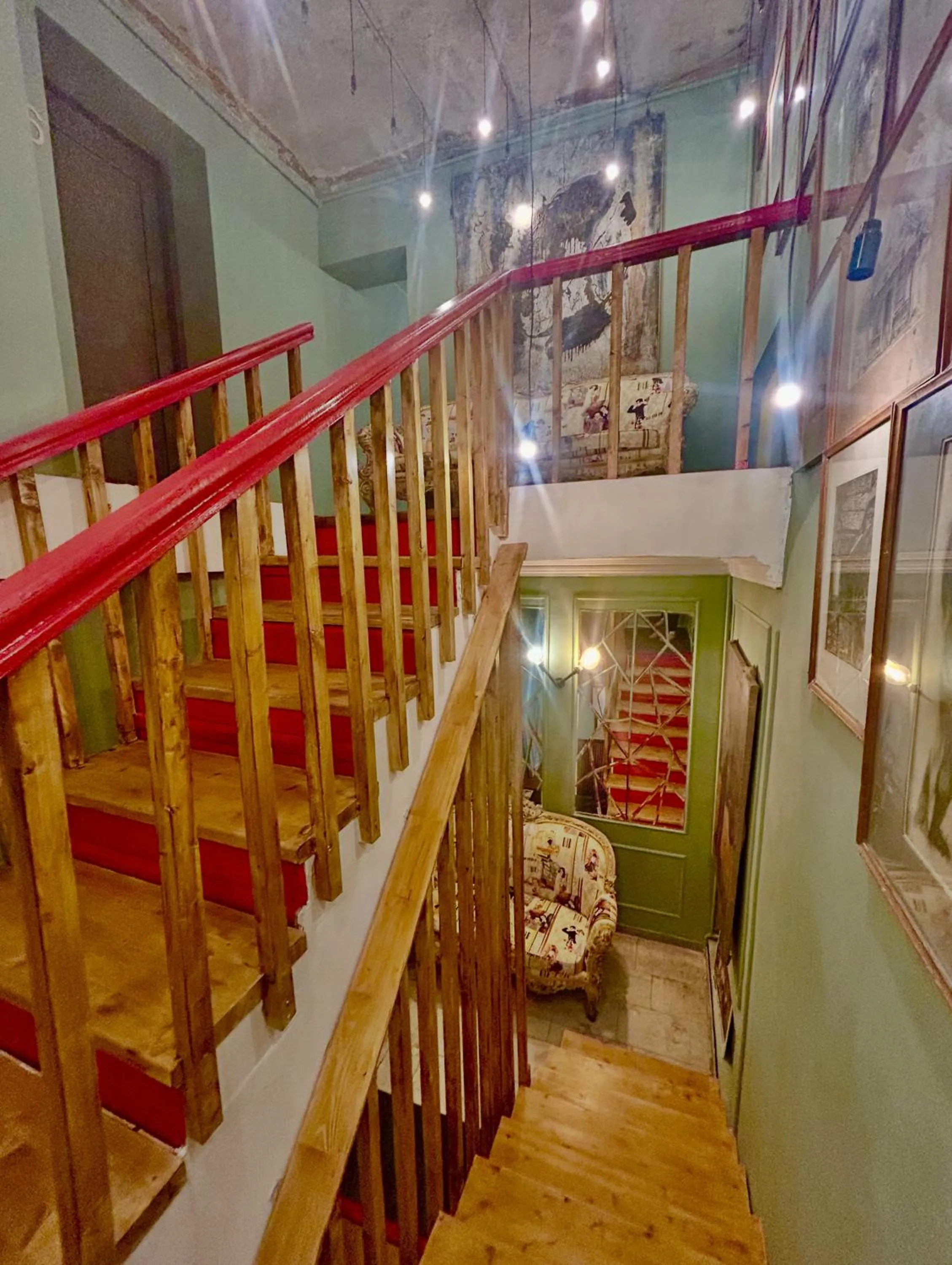 Art Hotel Home
