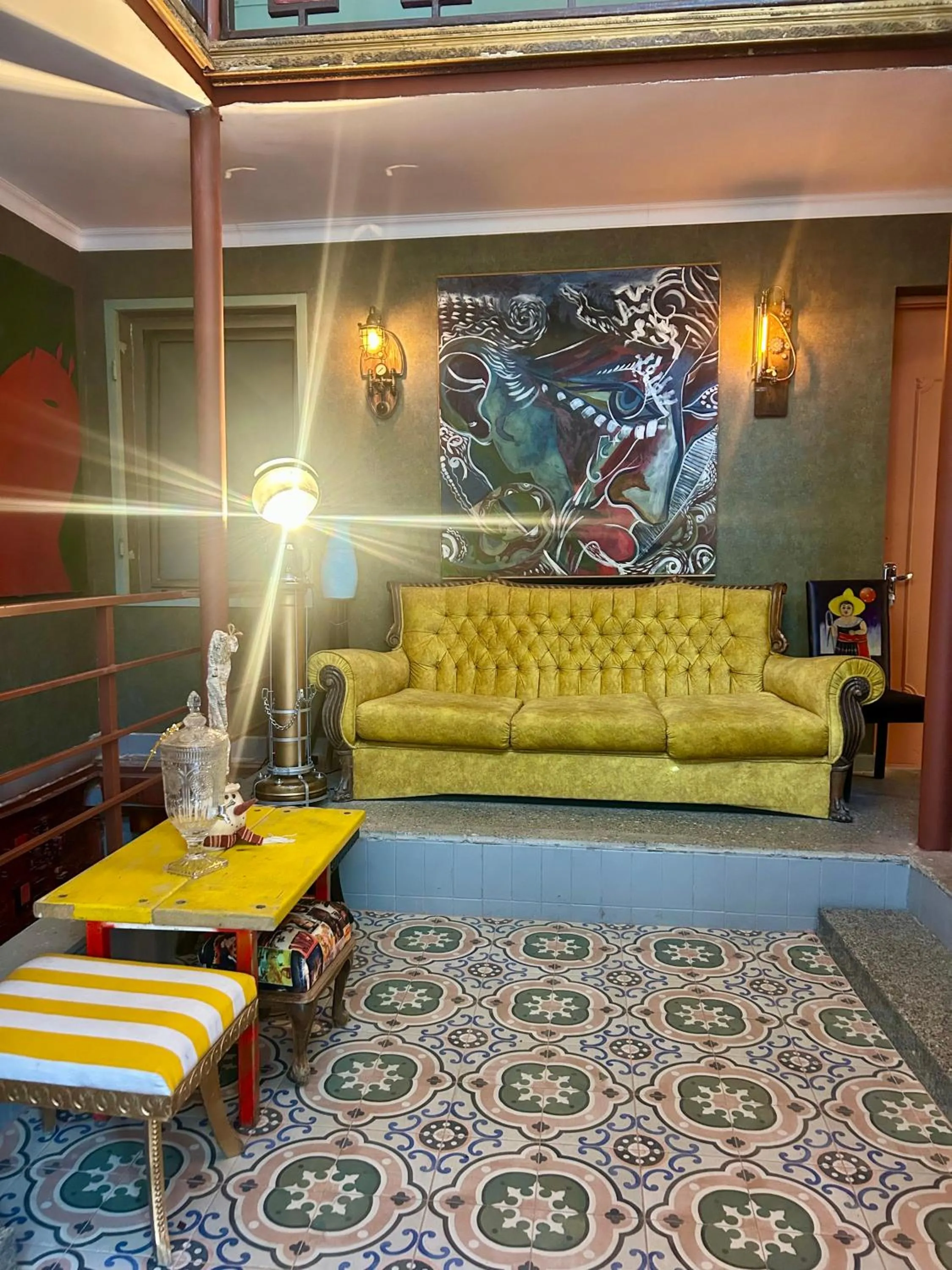 Art Hotel Home