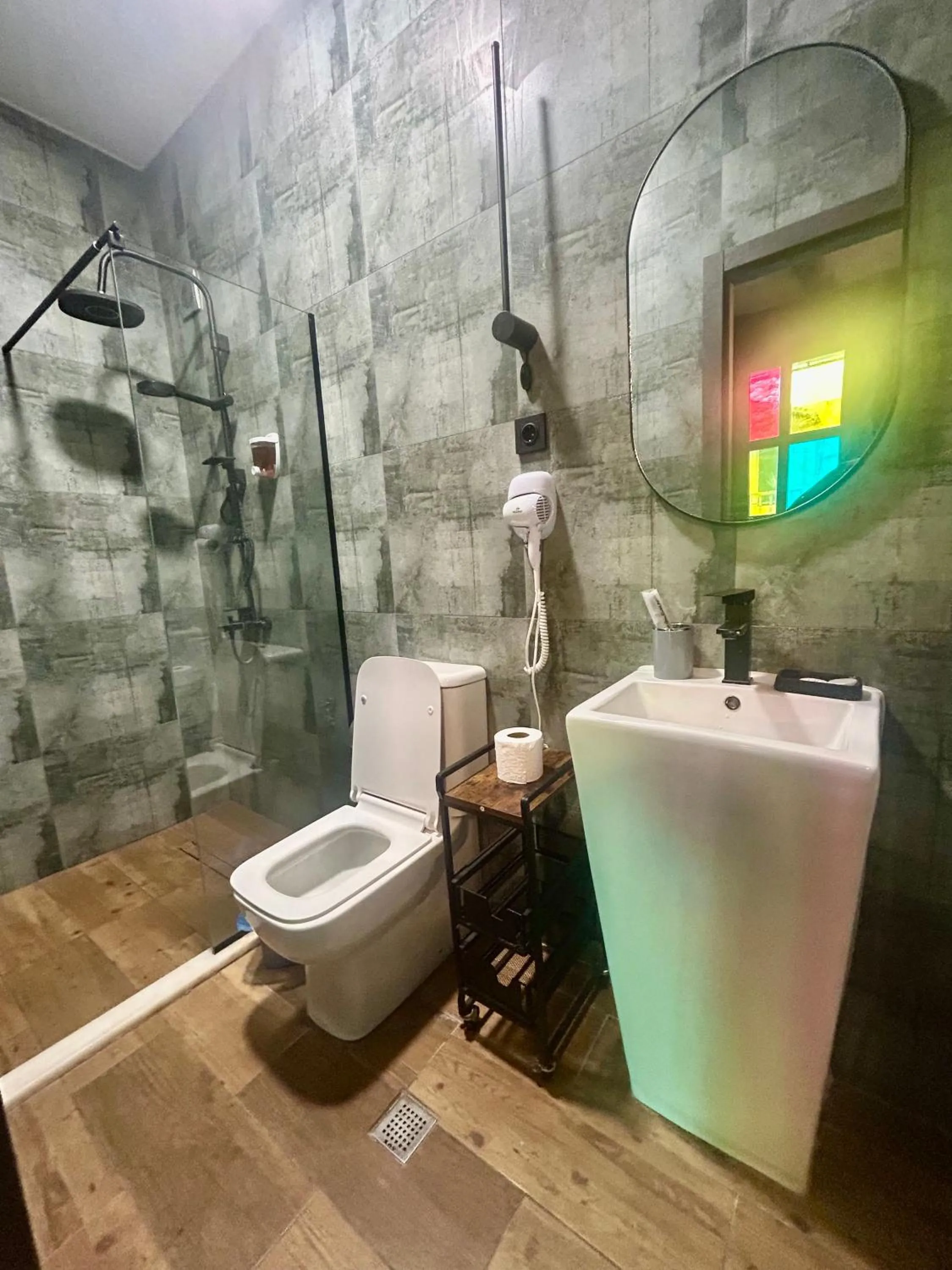Art Hotel Home
