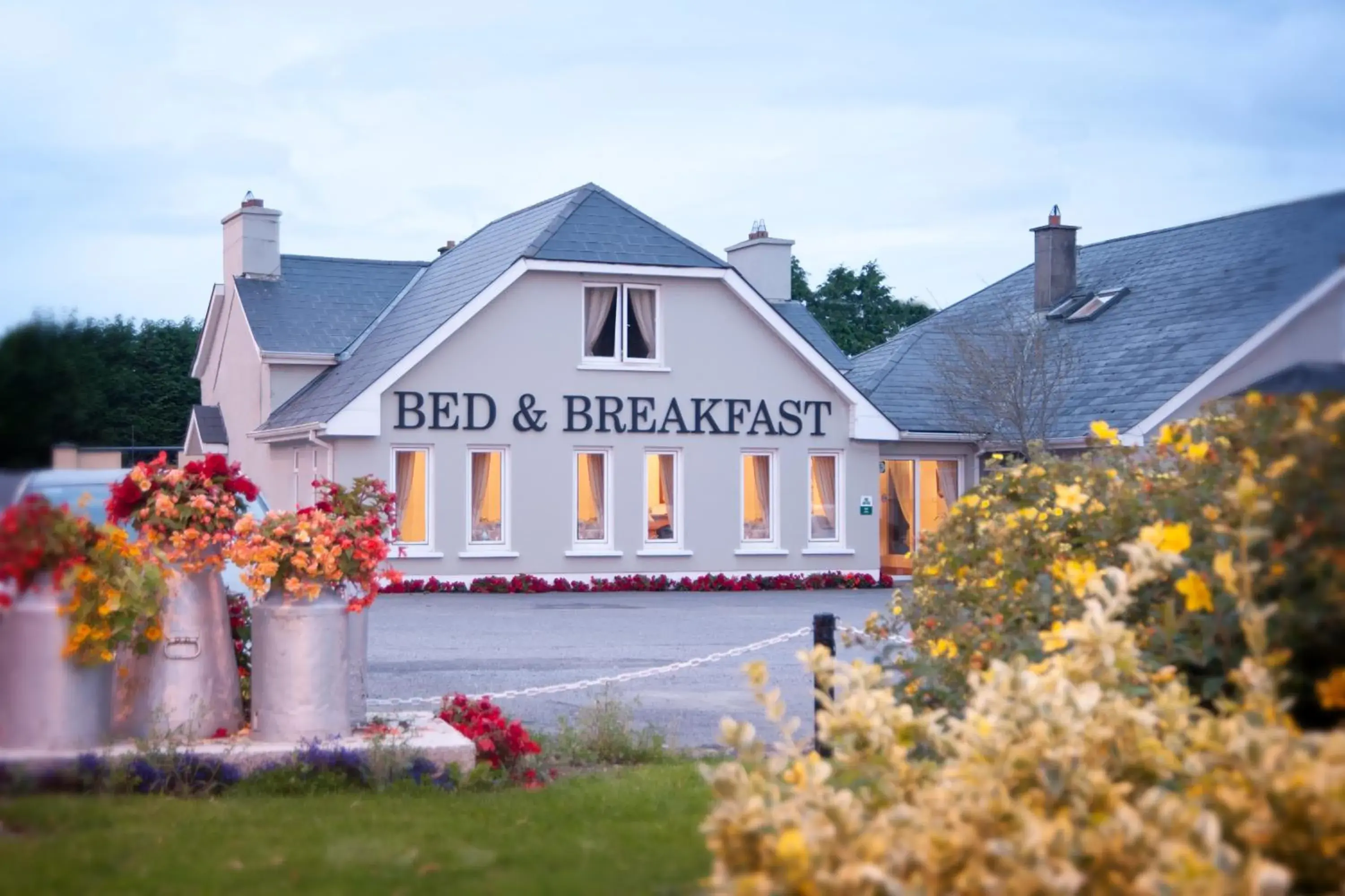Tower Lodge B&B Tower Lodge B&B