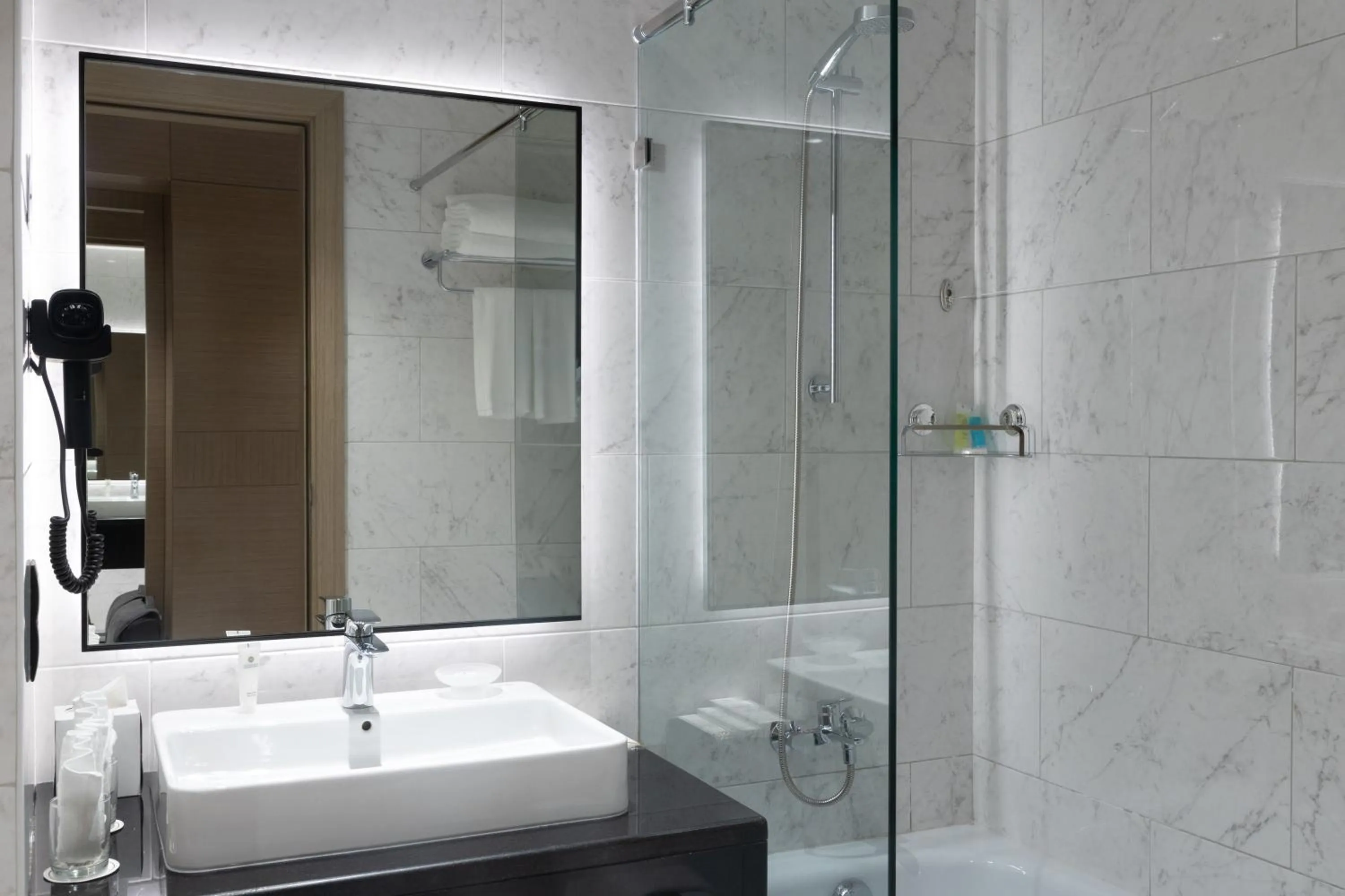 Bathroom in Djibouti Ayla Grand Hotel & Mall