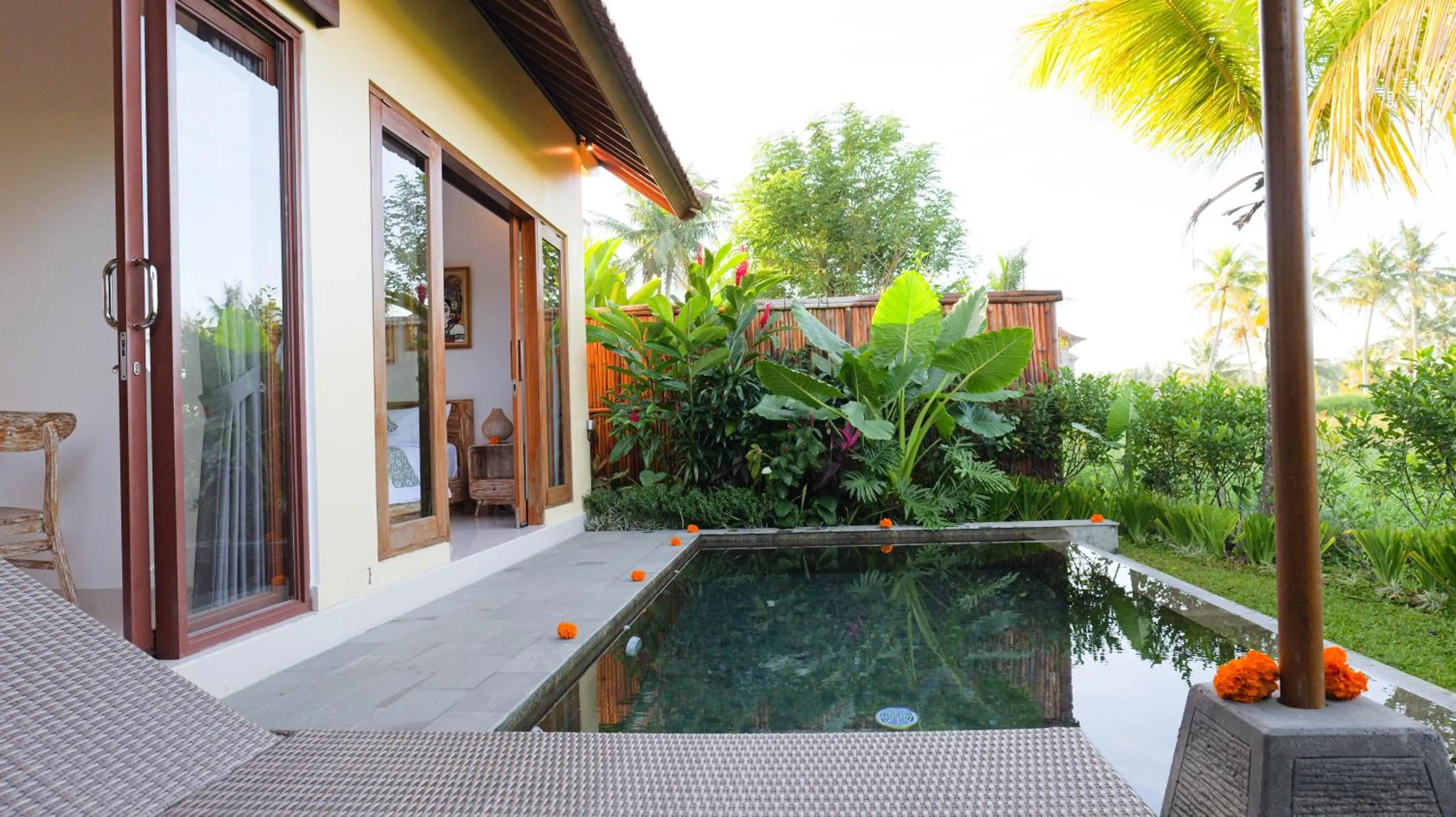 Swimming pool in Uma Rimbun Pool Villa