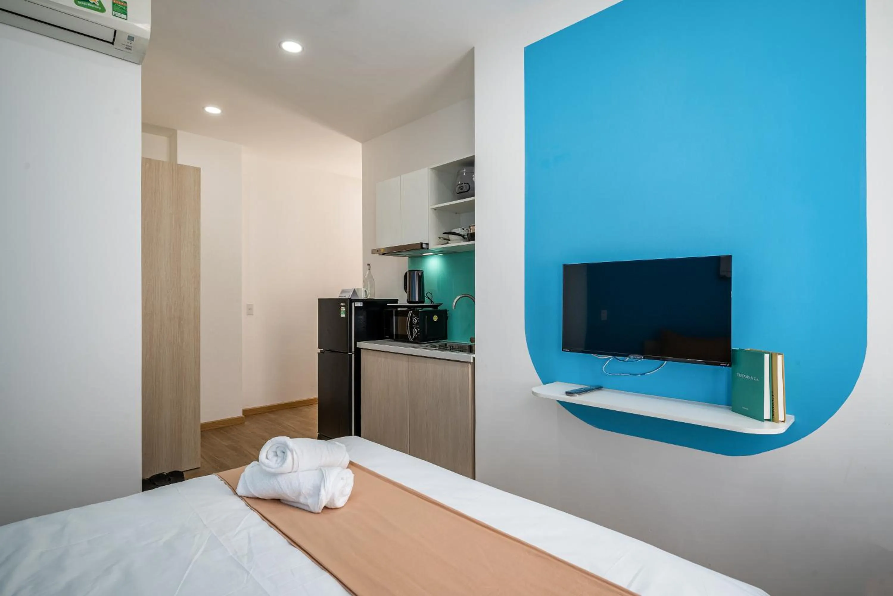 TV and multimedia, Bed in Cozrum Homes - Selina Residence