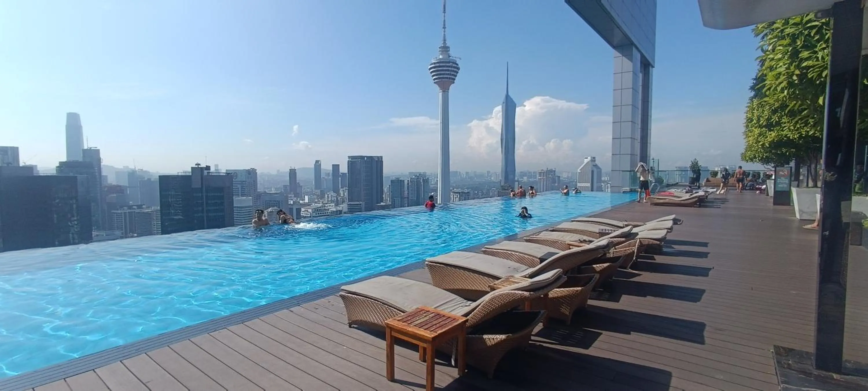 Swimming pool in SKYWARD SUITES at Platinum KLCC