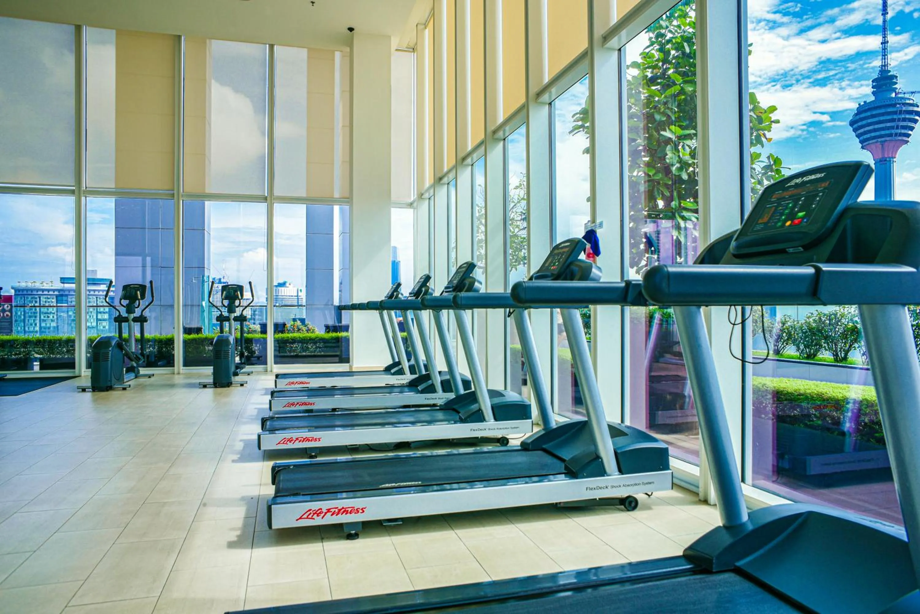 Fitness centre/facilities in SKYWARD SUITES at Platinum KLCC