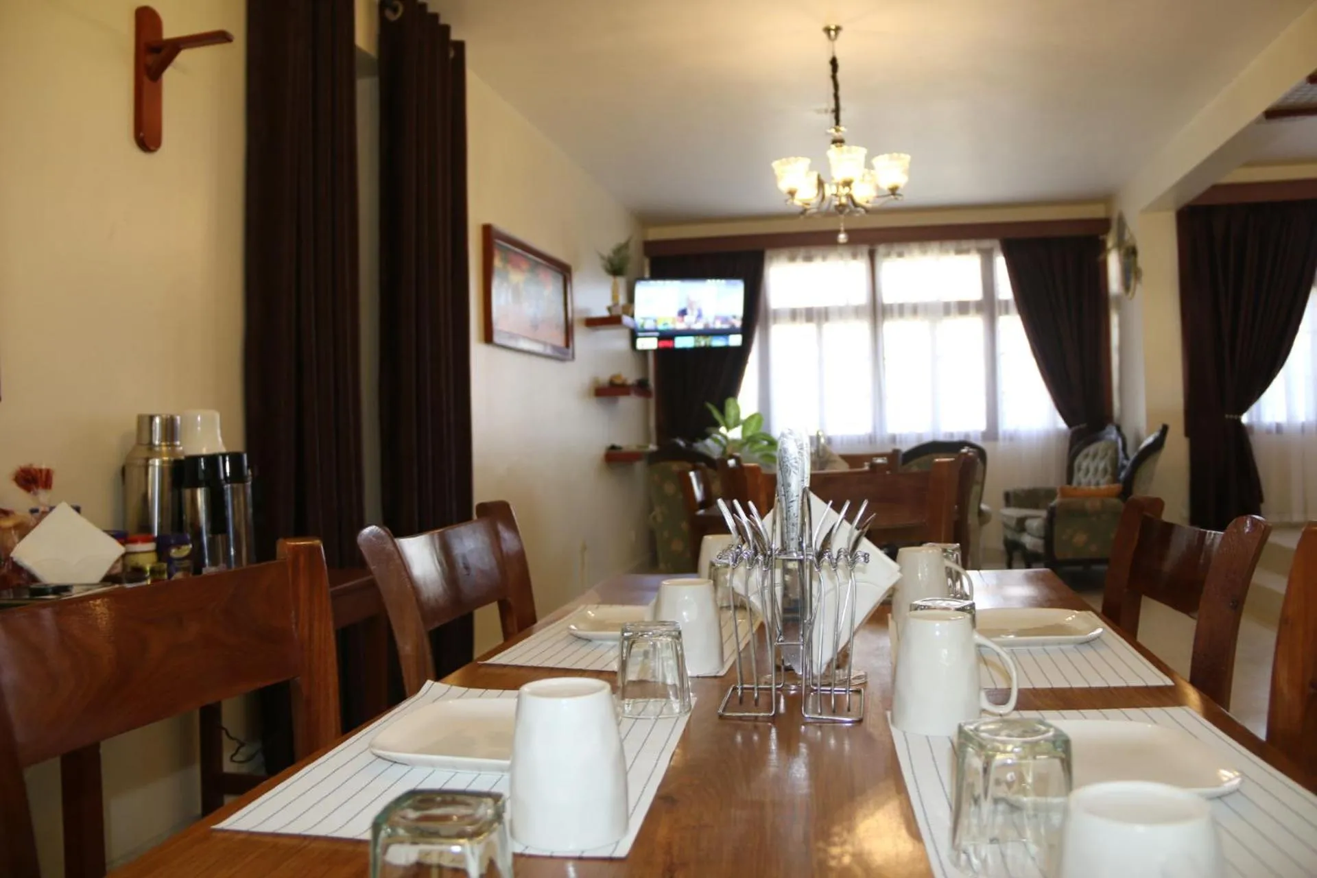 Restaurant/places to eat in B&B HOTEL