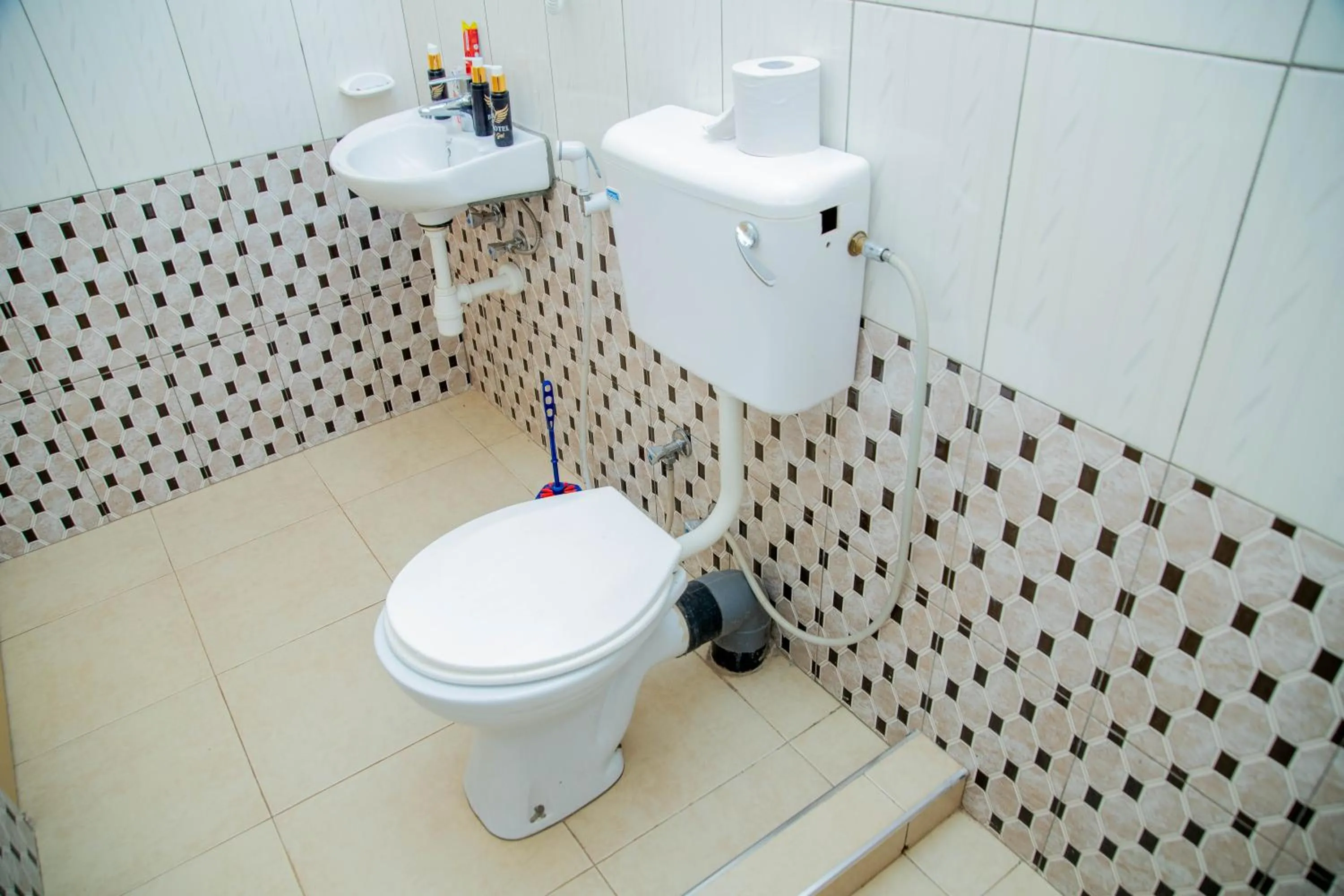 Toilet in B&B HOTEL