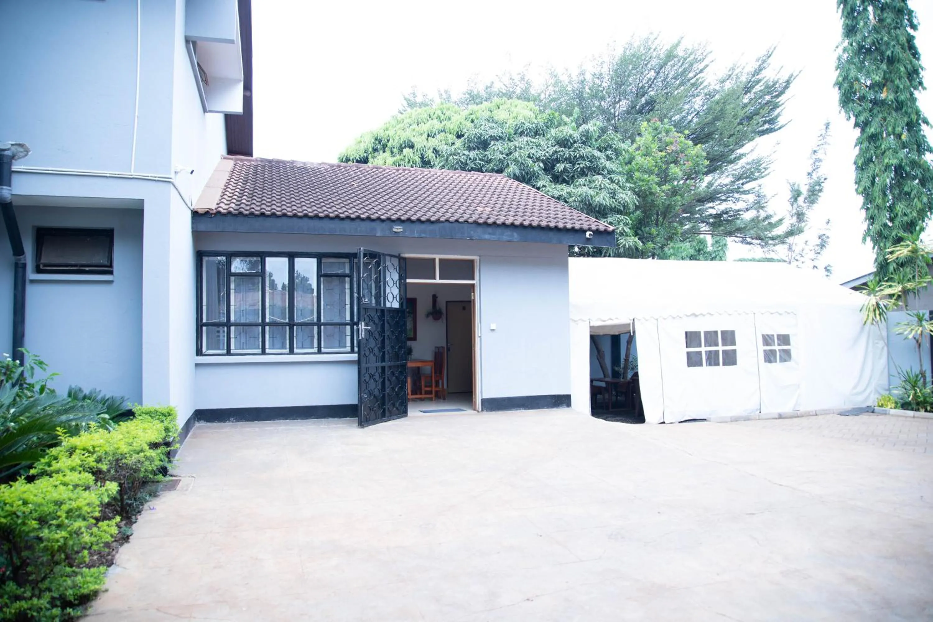 Property building in B&B HOTEL