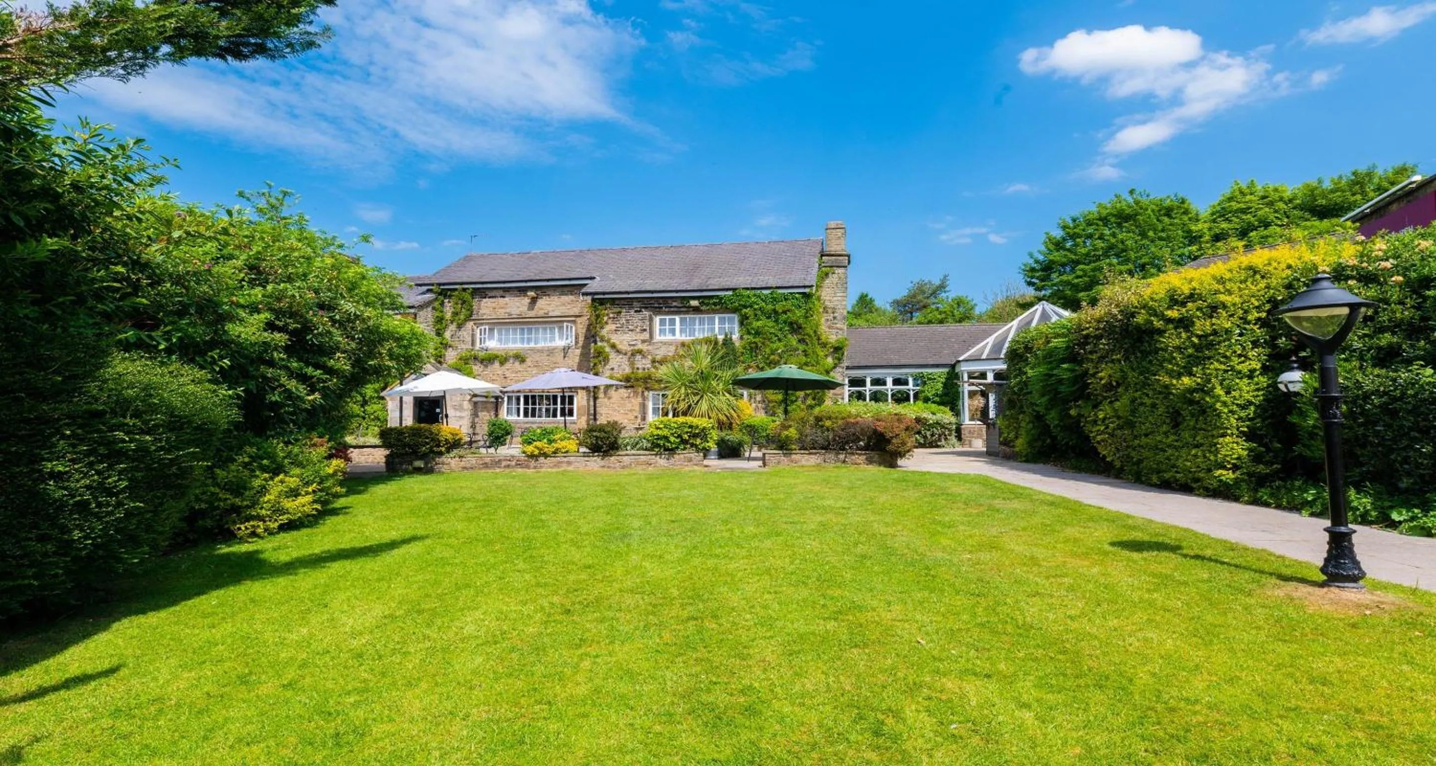 Property building in Best Western Plus Lancashire Manor Hotel