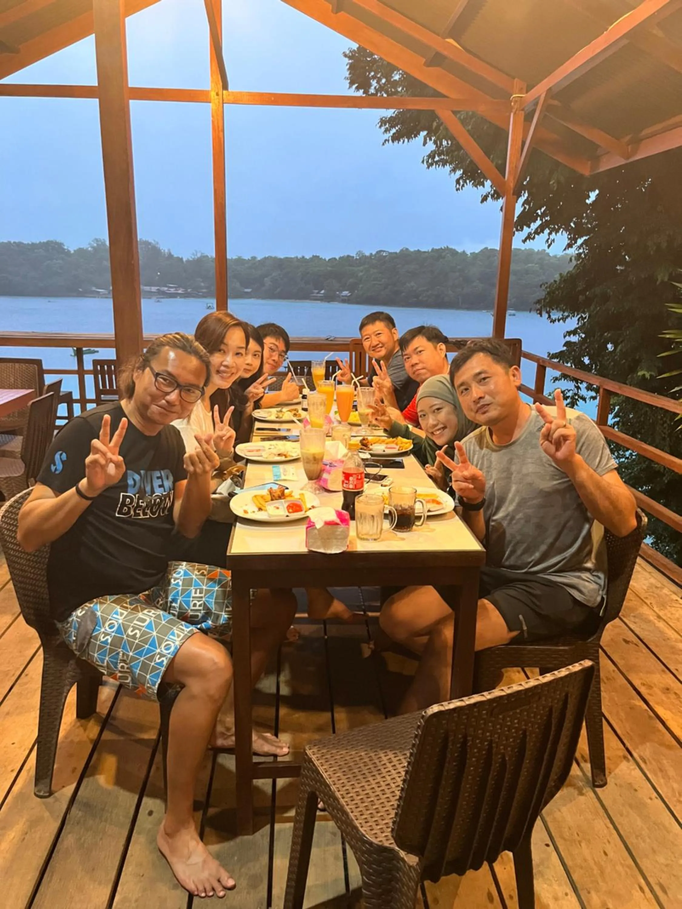 Olala Bungalows and Restaurant