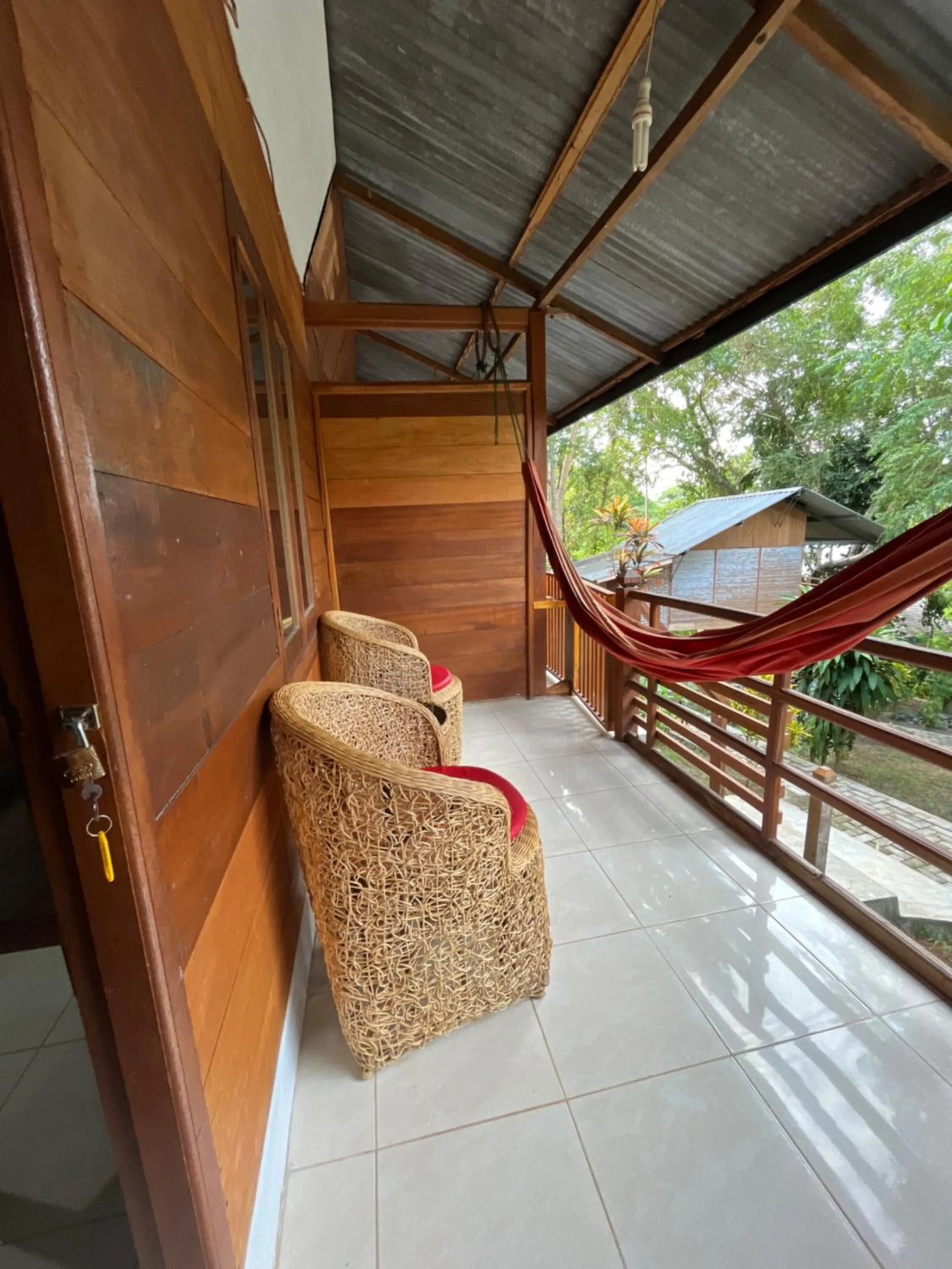 Olala Bungalows and Restaurant