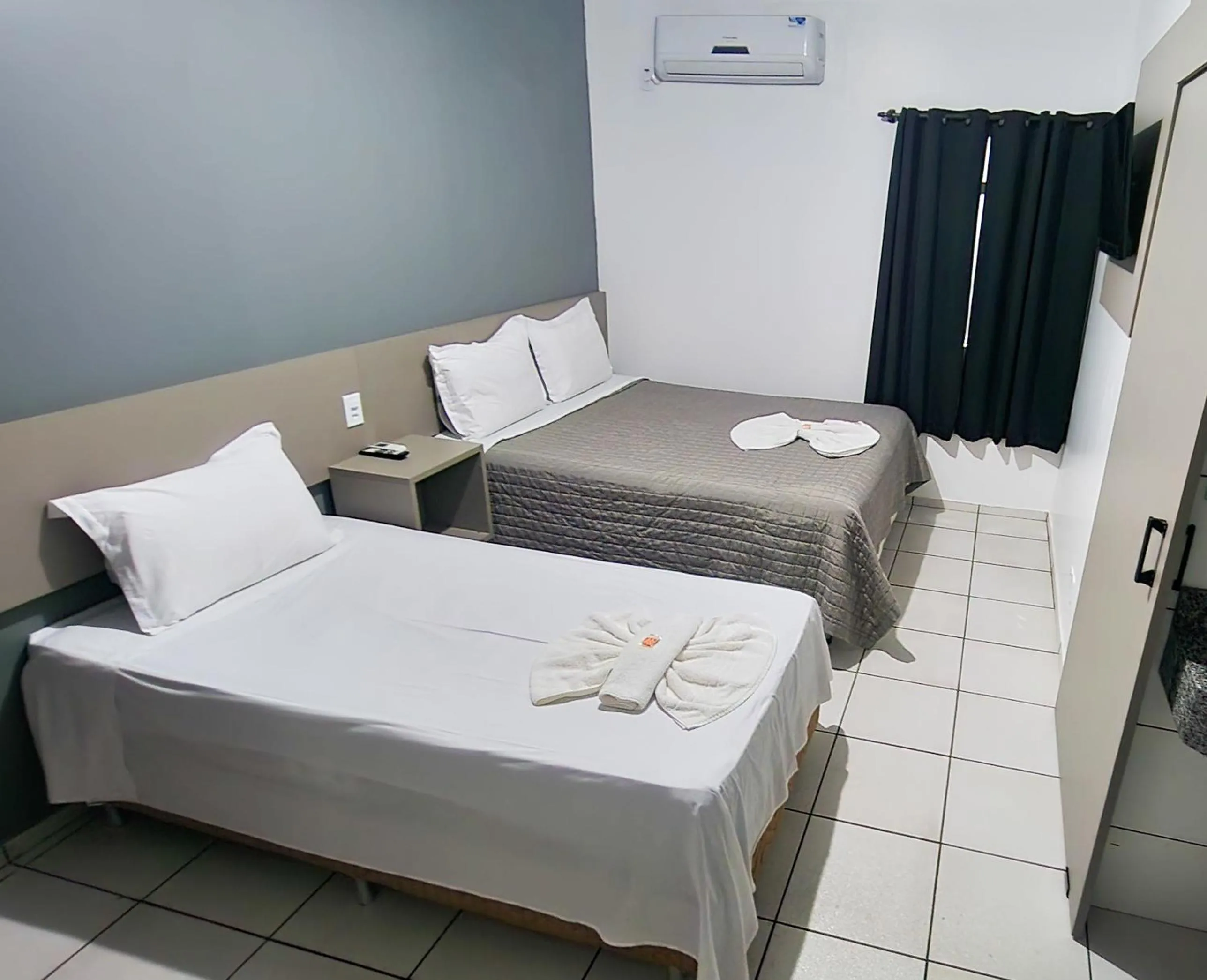 Photo of the whole room, Bed in PORTAL PARQUE HOTEL