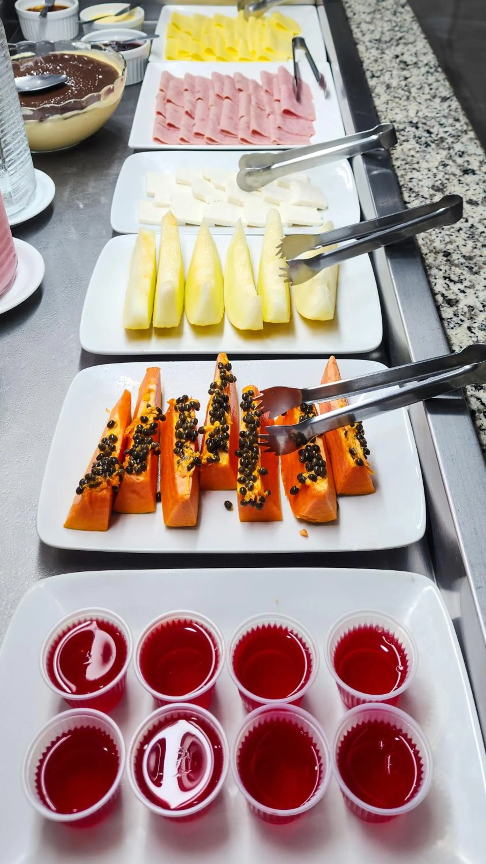Breakfast in PORTAL PARQUE HOTEL
