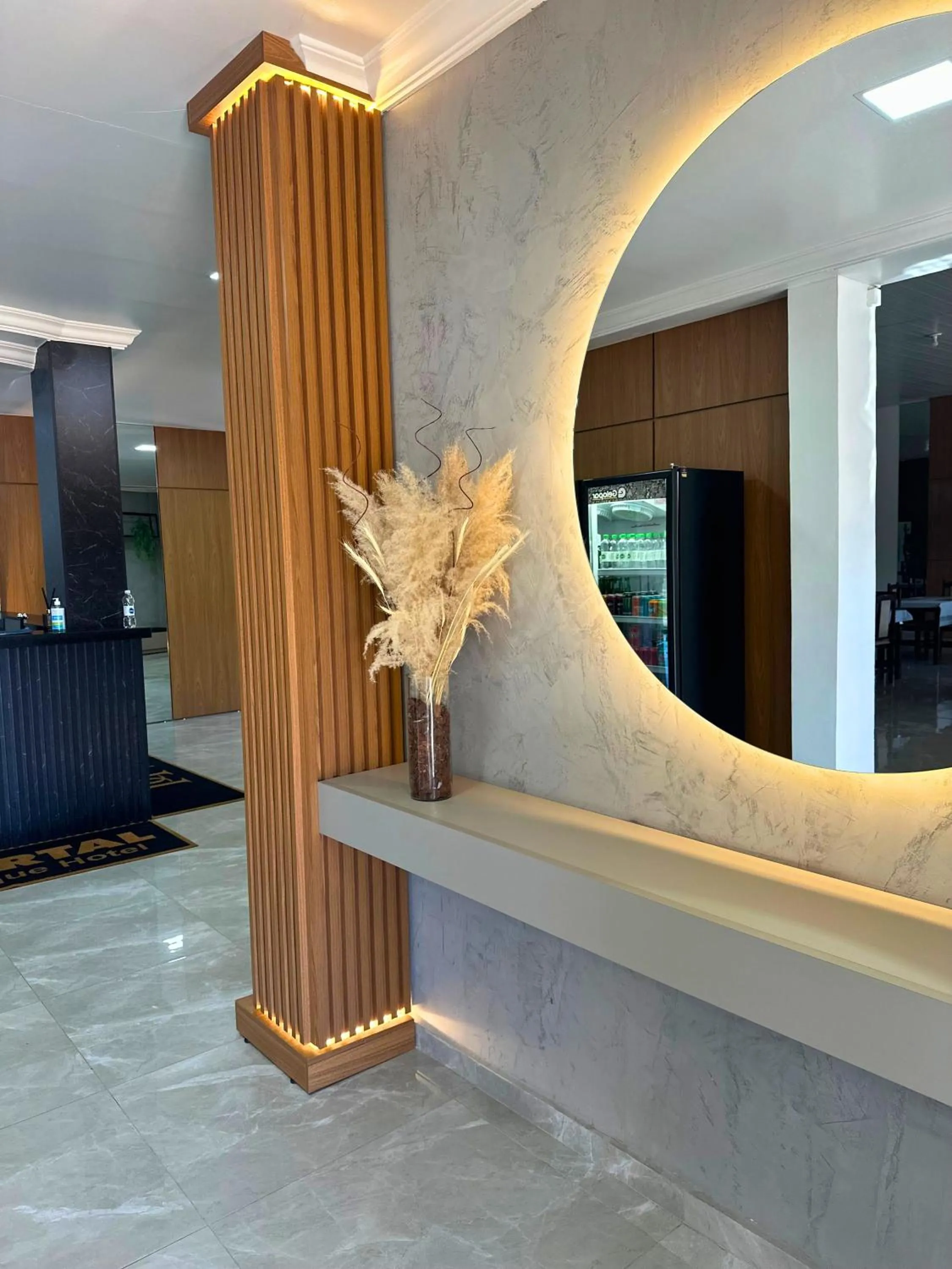 Lobby or reception in PORTAL PARQUE HOTEL