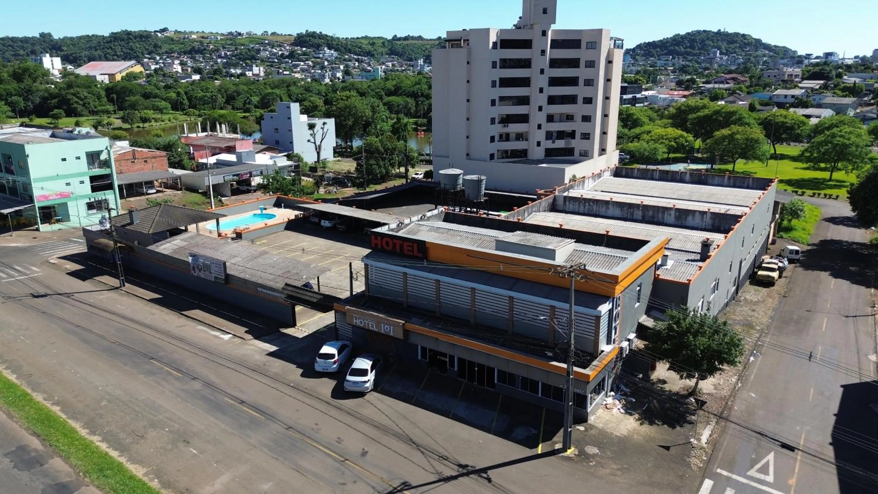 Property building in PORTAL PARQUE HOTEL
