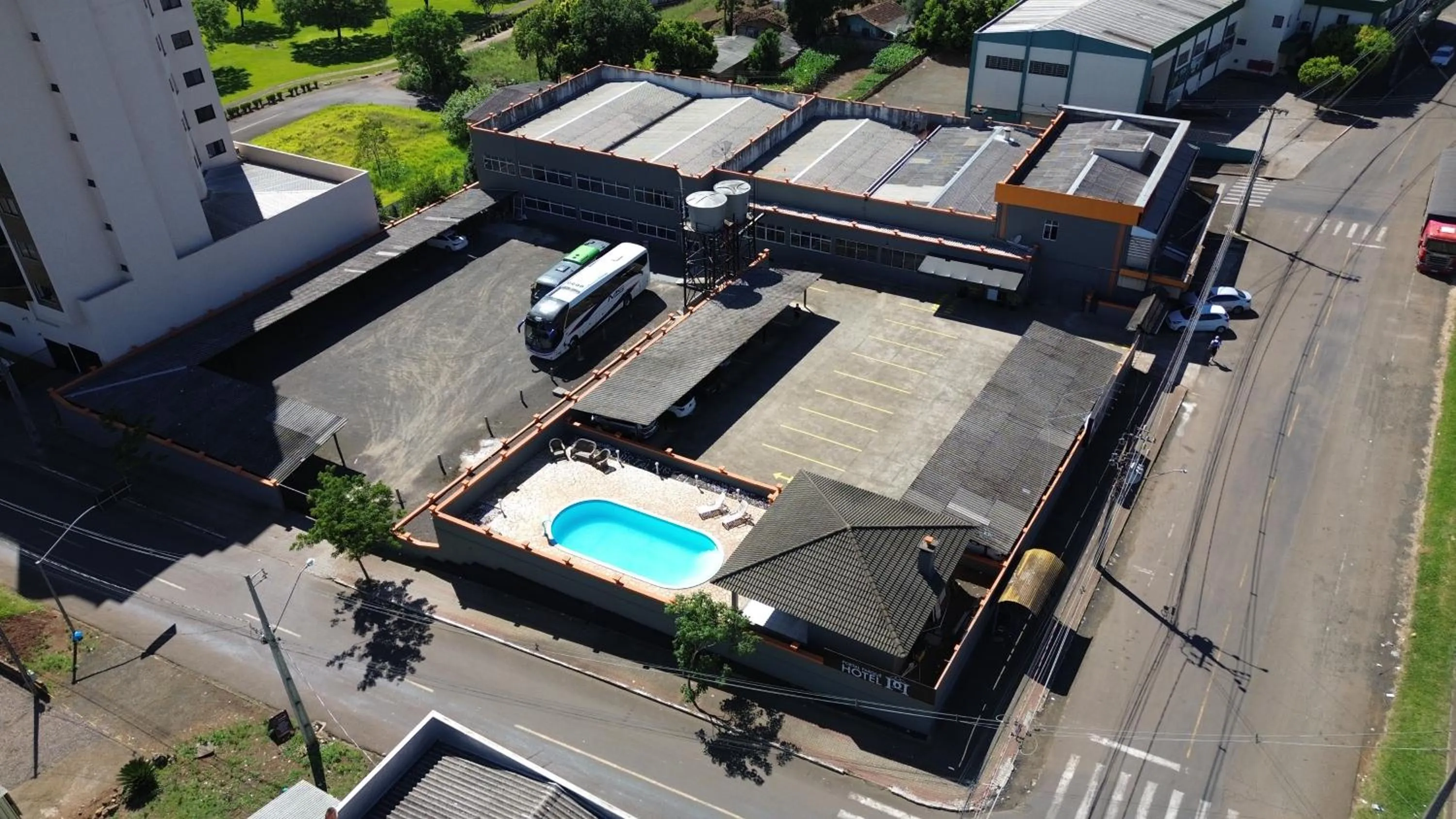 Property building in PORTAL PARQUE HOTEL