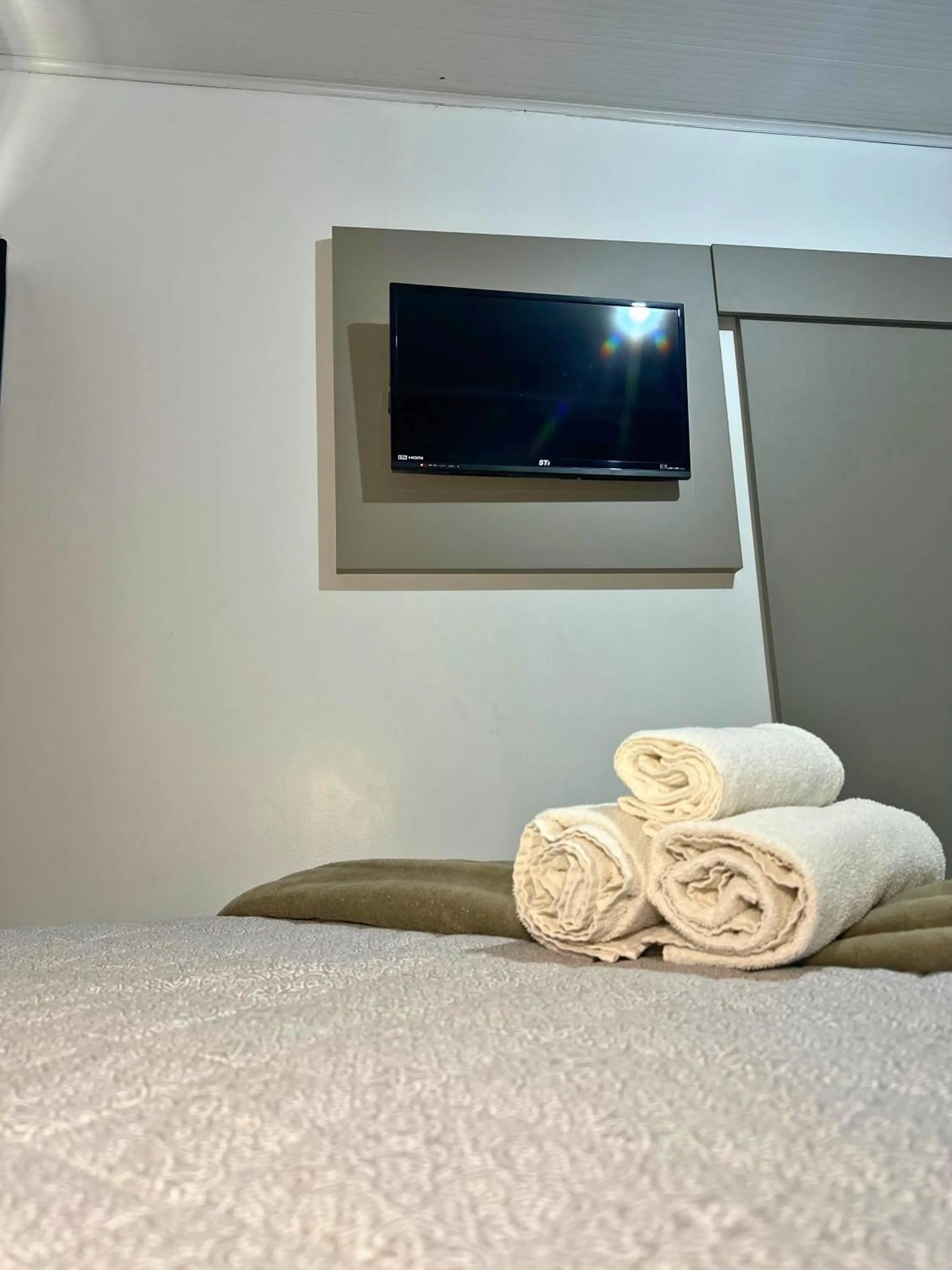 Bed in PORTAL PARQUE HOTEL