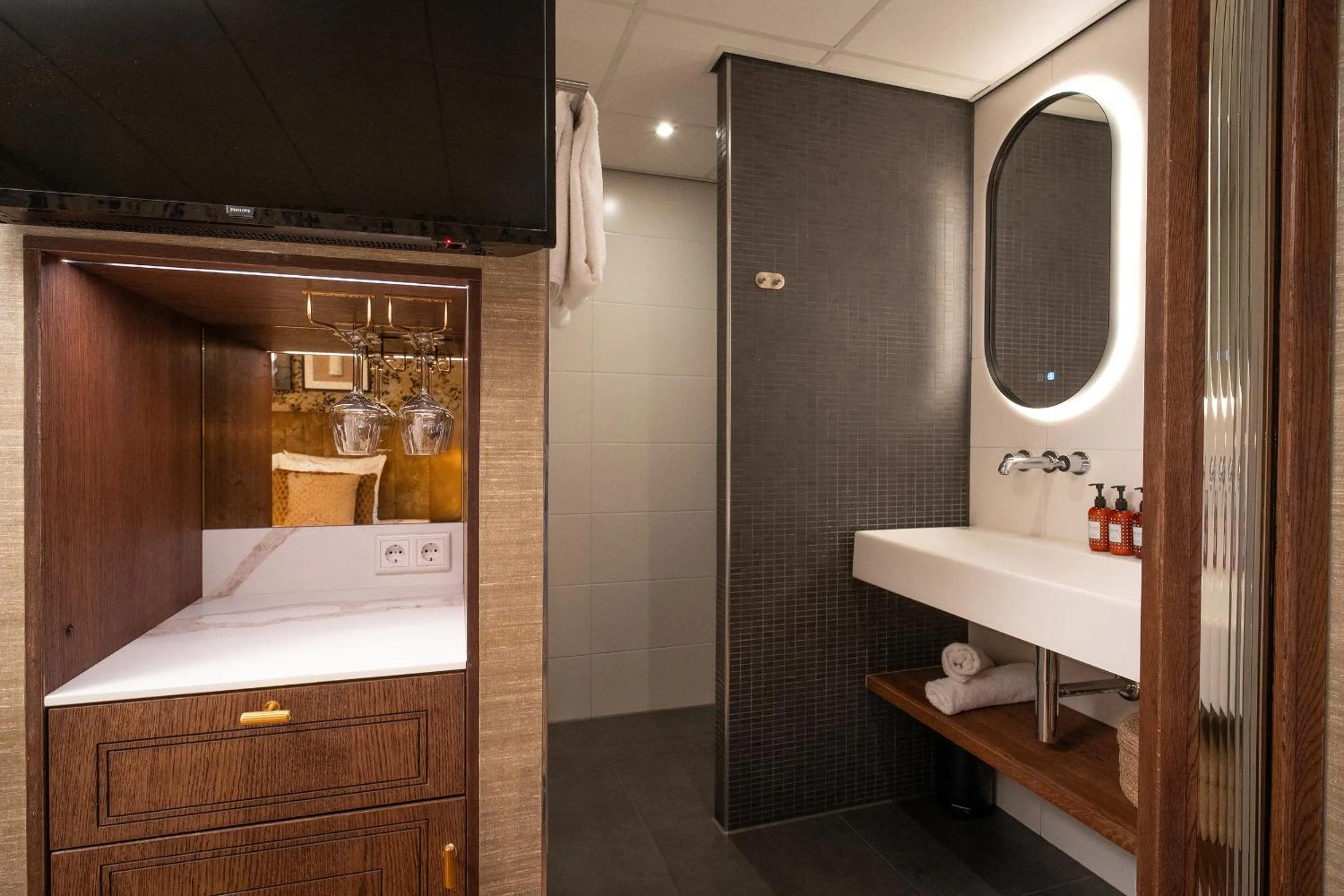 Property building in Boutique Hotel De Smulpot