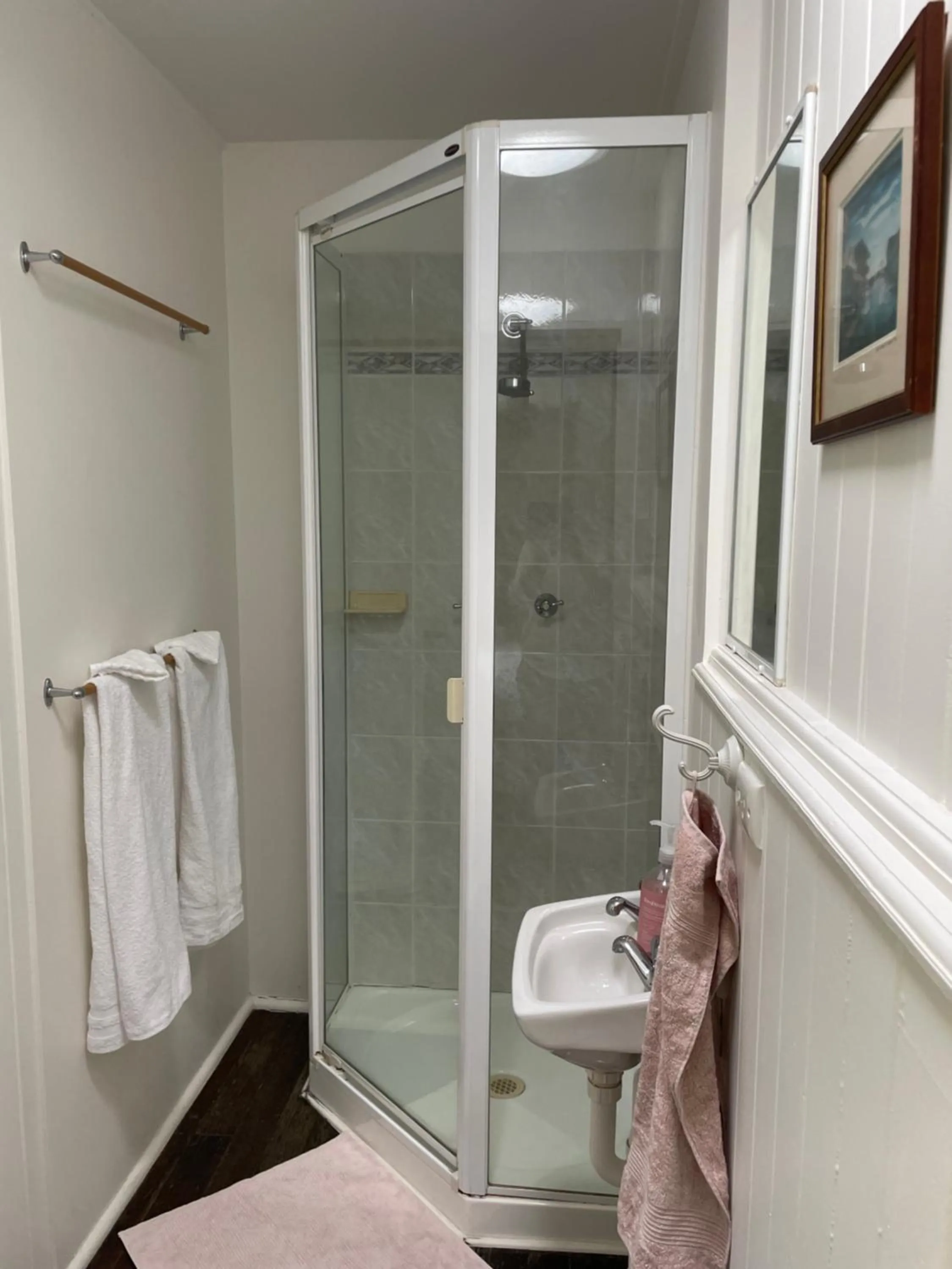 Shower in Noosa Hinterland Escape