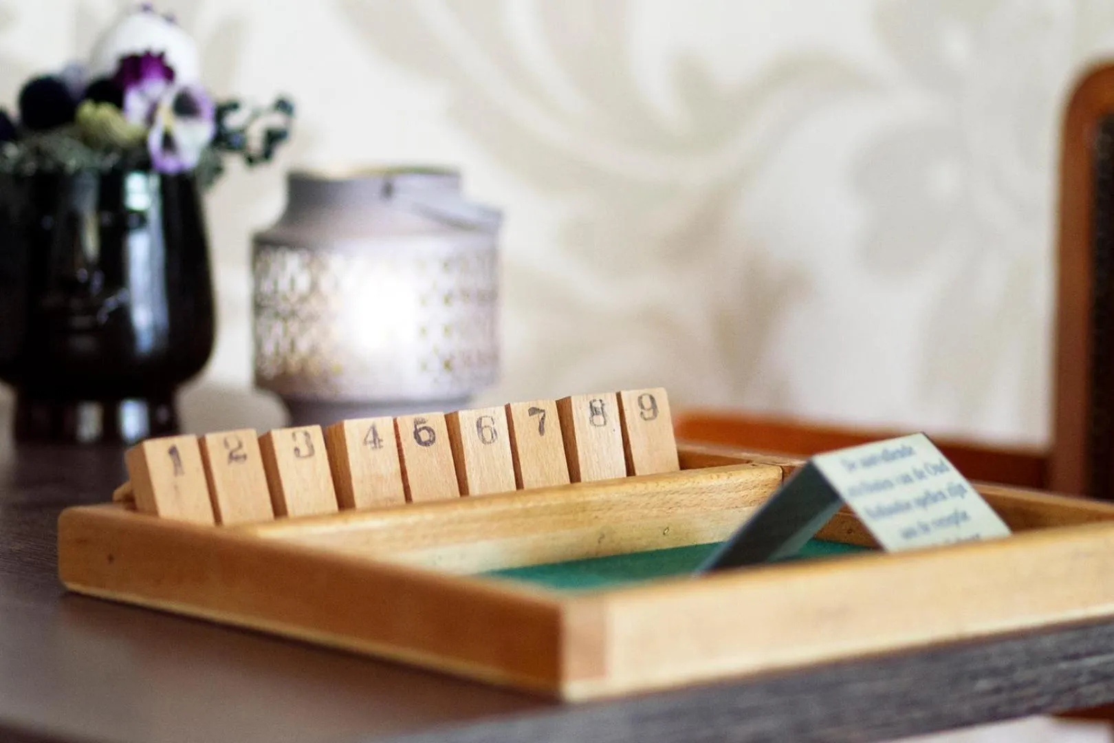 Restaurant/places to eat in Grand Hotel Monopole