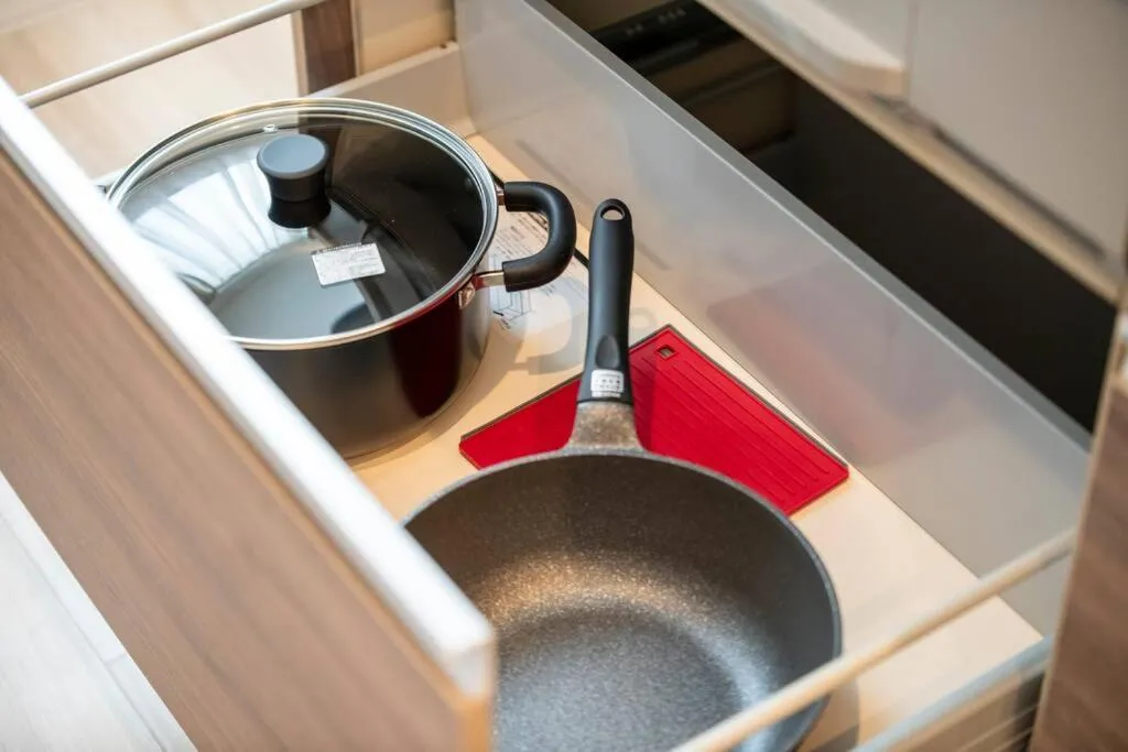kitchen in The Onyx Tomakomai
