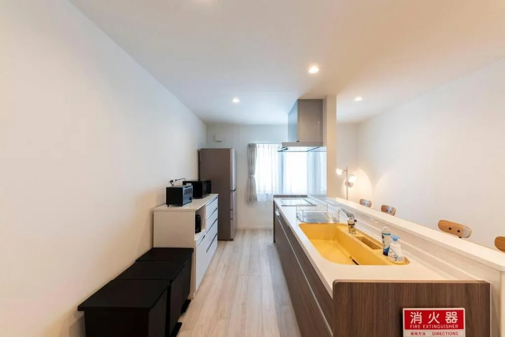 microwave in The Onyx Tomakomai