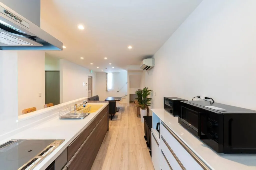 microwave in The Onyx Tomakomai