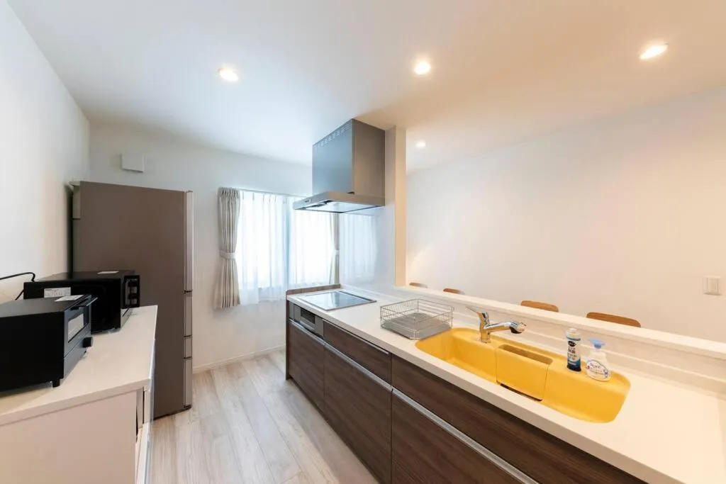 microwave in The Onyx Tomakomai