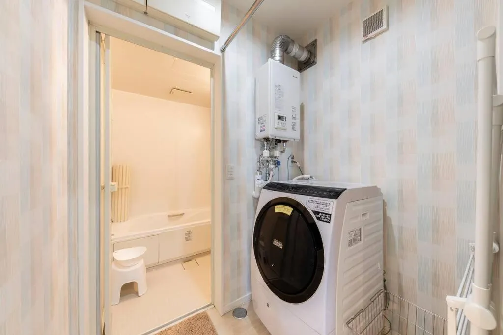 Shower in The Onyx Tomakomai