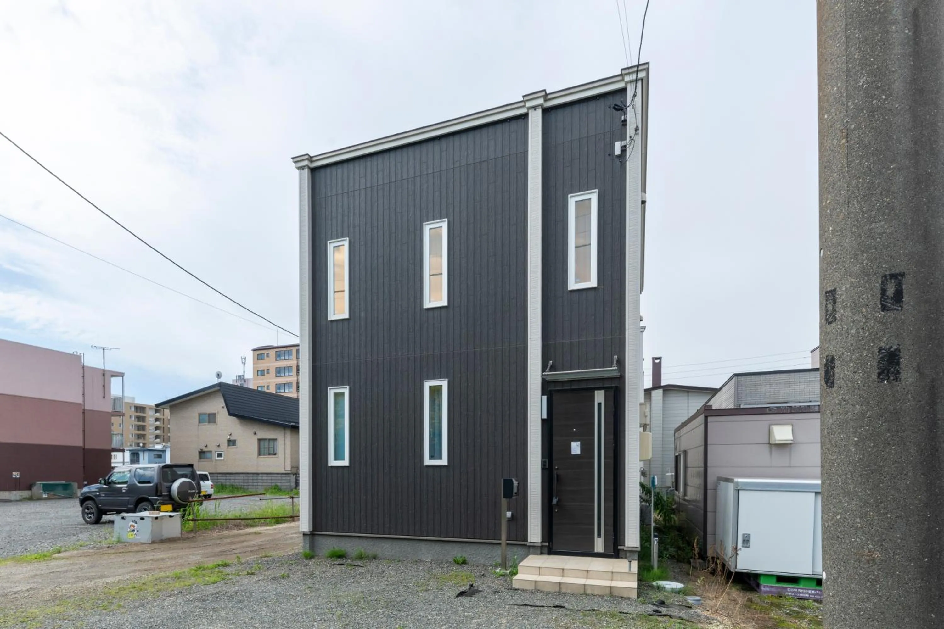 Property building in The Onyx Tomakomai