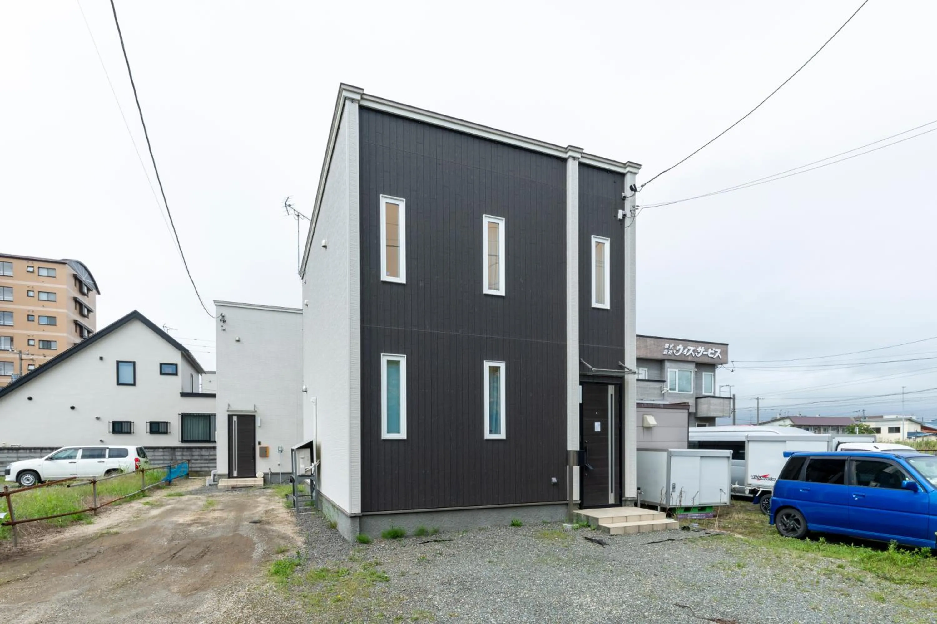 Property building in The Onyx Tomakomai