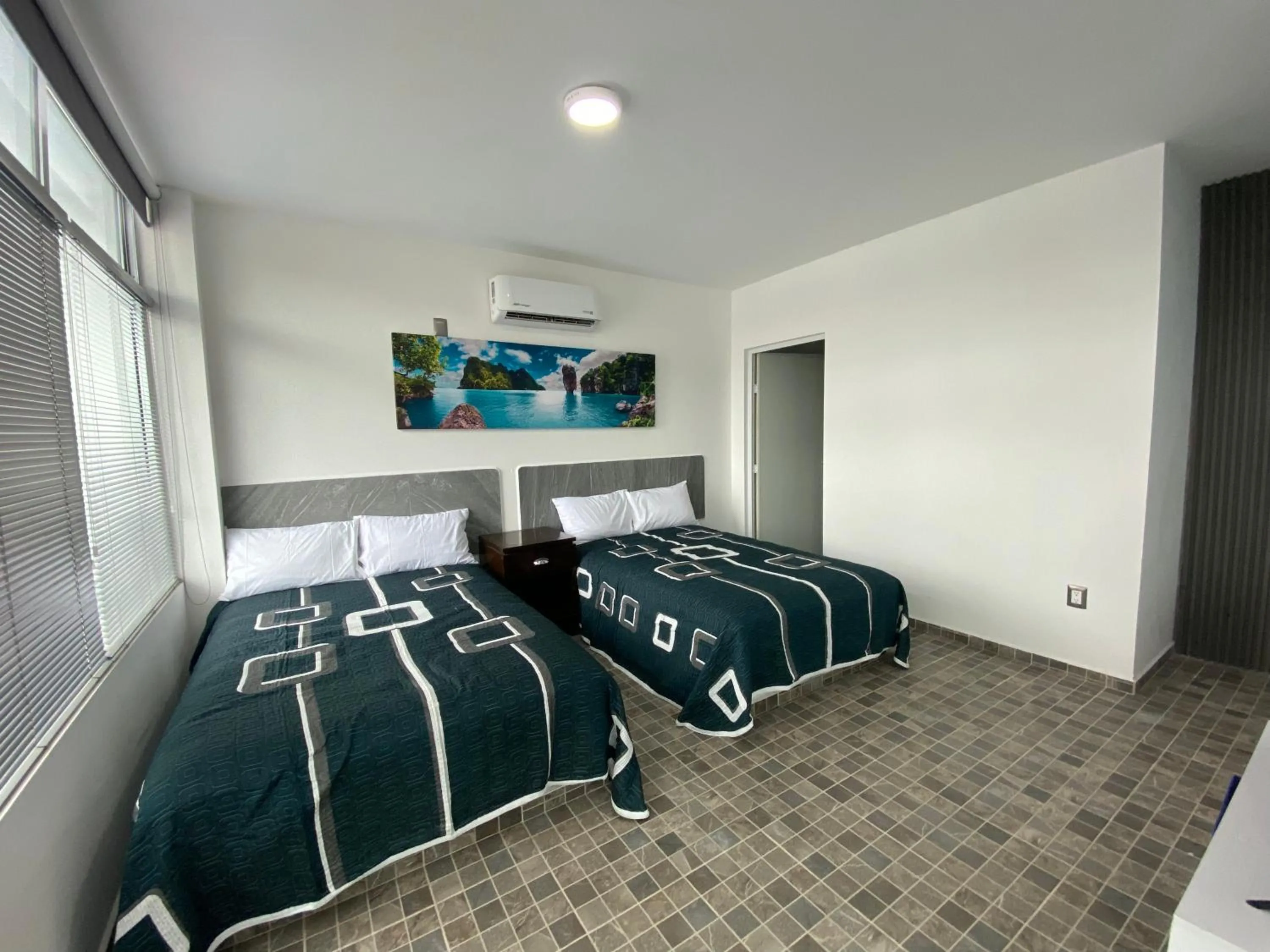 Blue Inn Hotel & Suites