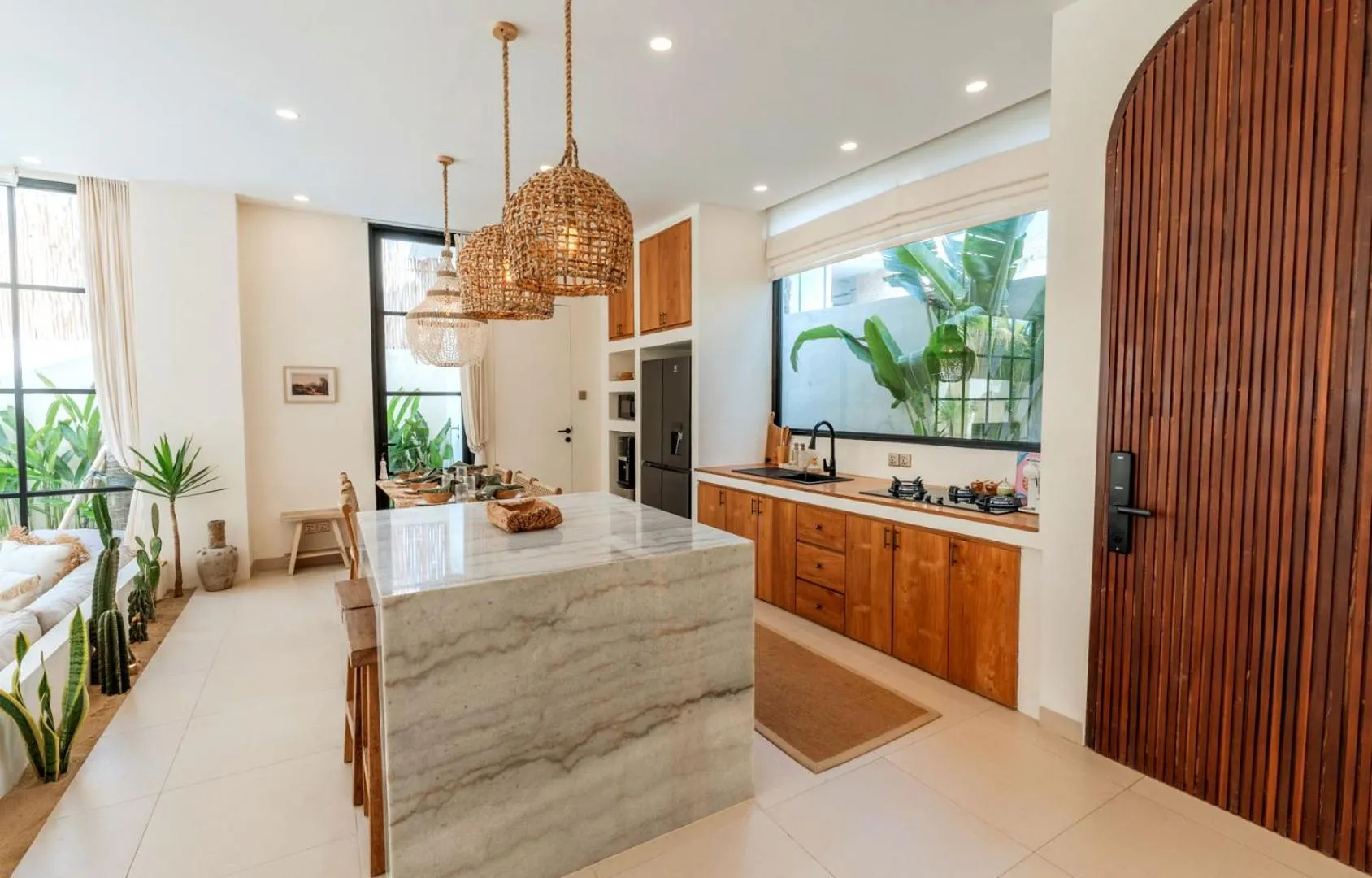 Kitchen or kitchenette in Villa Coconut Canggu
