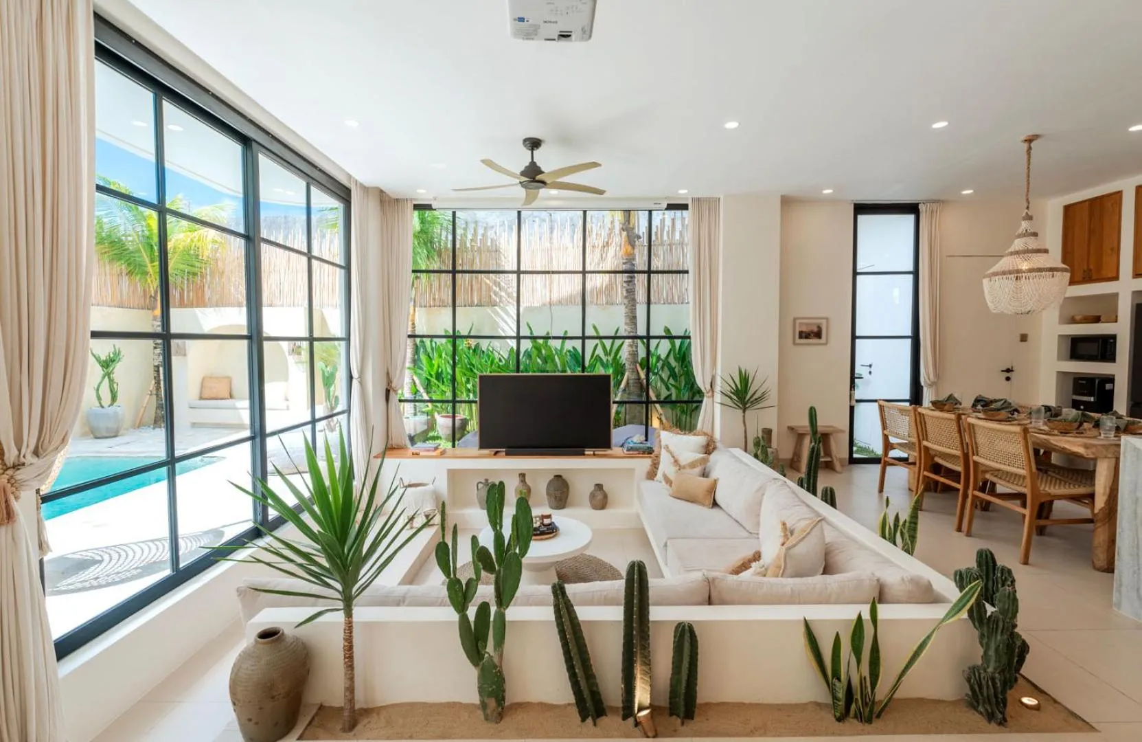 TV and multimedia in Villa Coconut Canggu