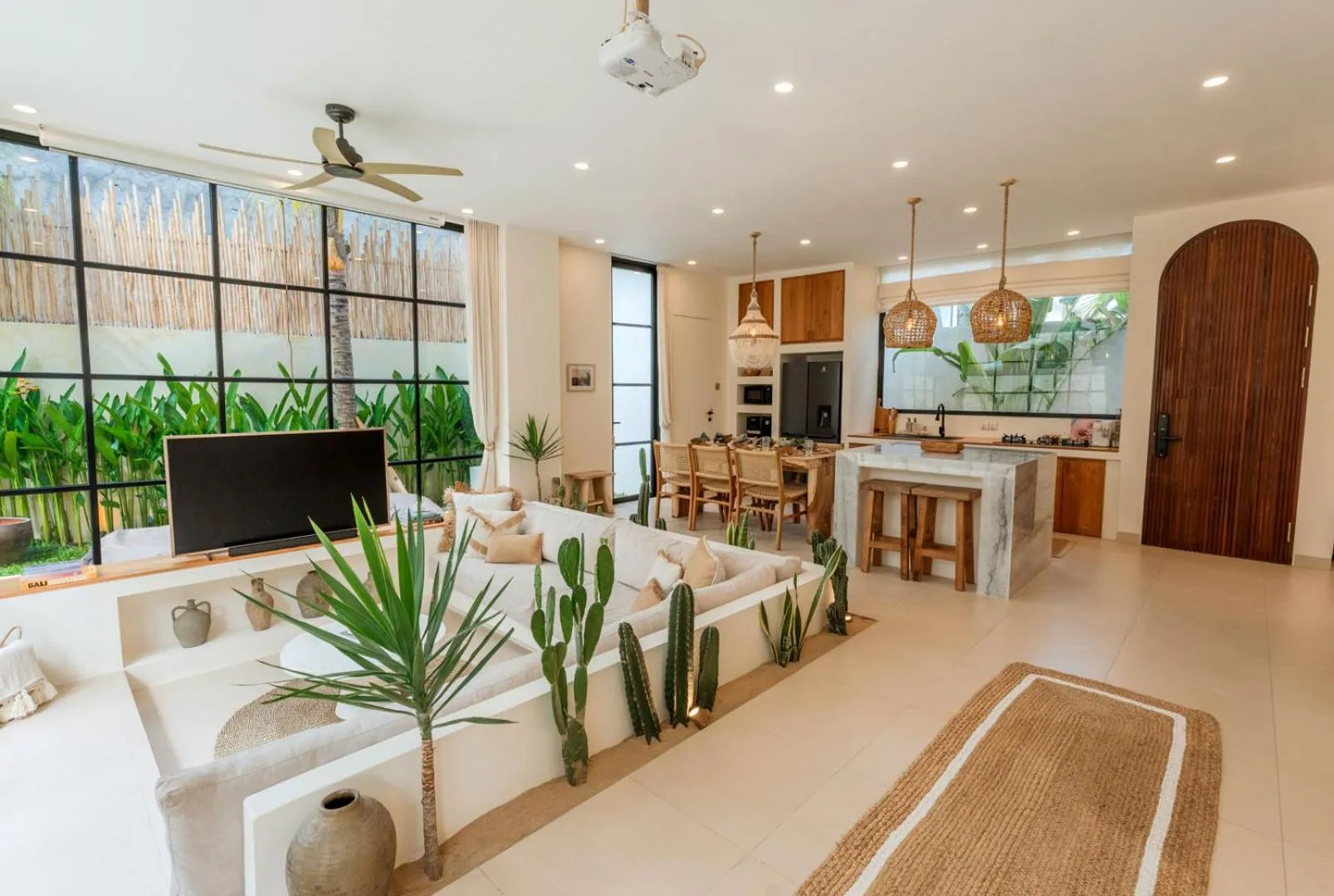 TV and multimedia in Villa Coconut Canggu