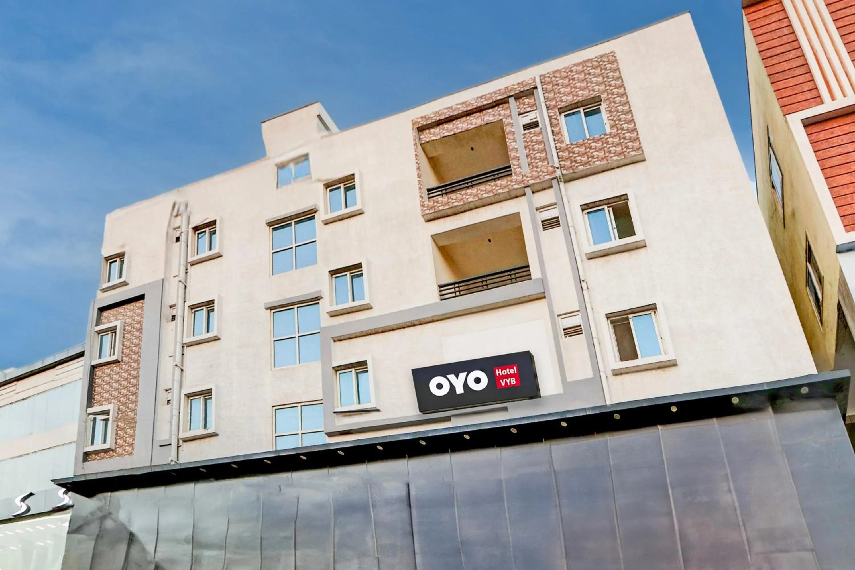 Facade/entrance in Hotel O Vyb Hotels