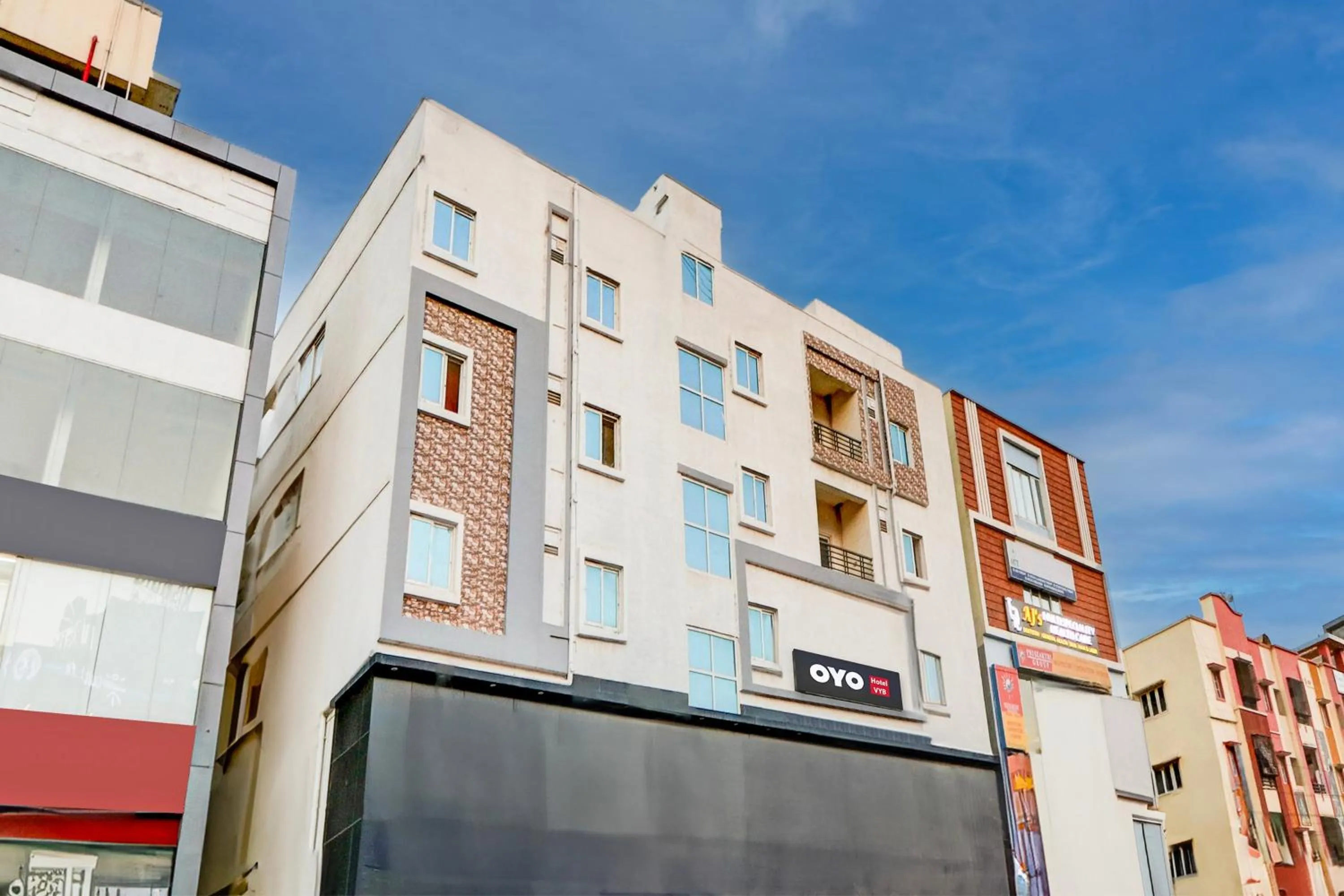Facade/entrance in Hotel O Vyb Hotels