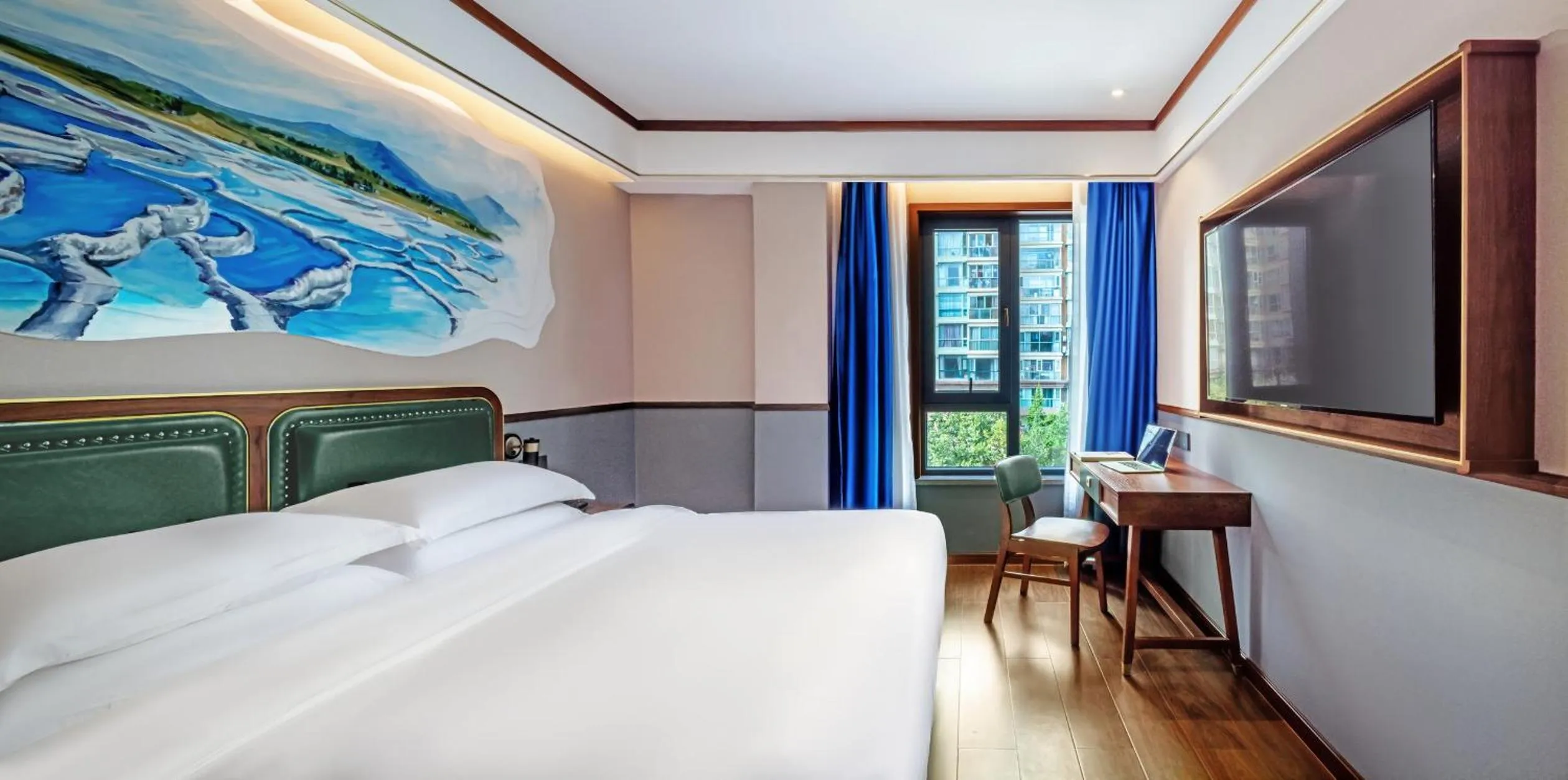 Bed in Nostalgia S Hotel Kunming Old Street