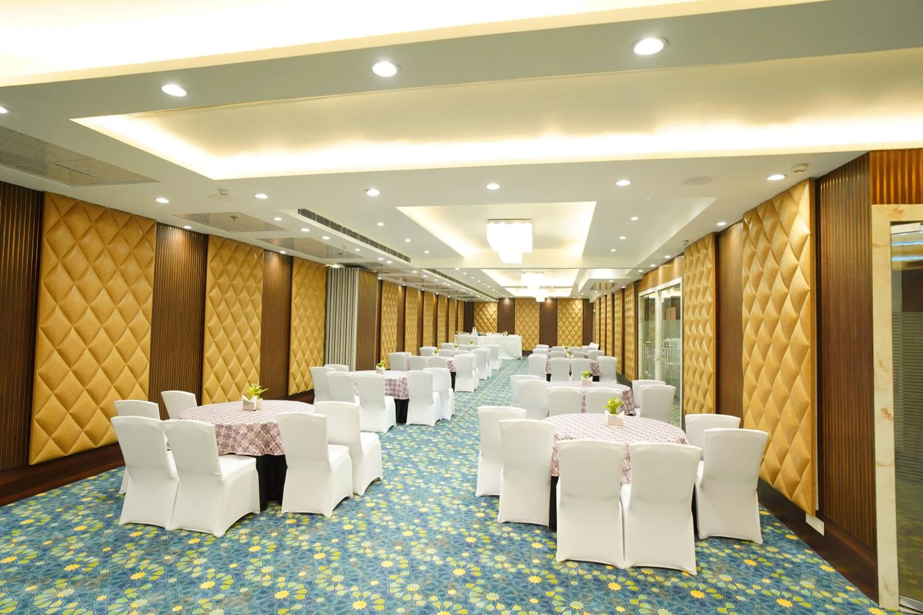 Banquet/Function facilities in IRA By Orchid Noida