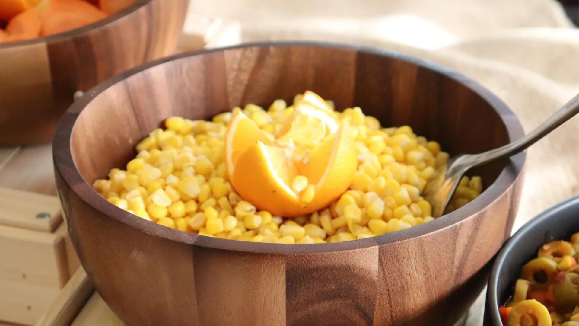 Restaurant/places to eat in Sandy palace Hotel