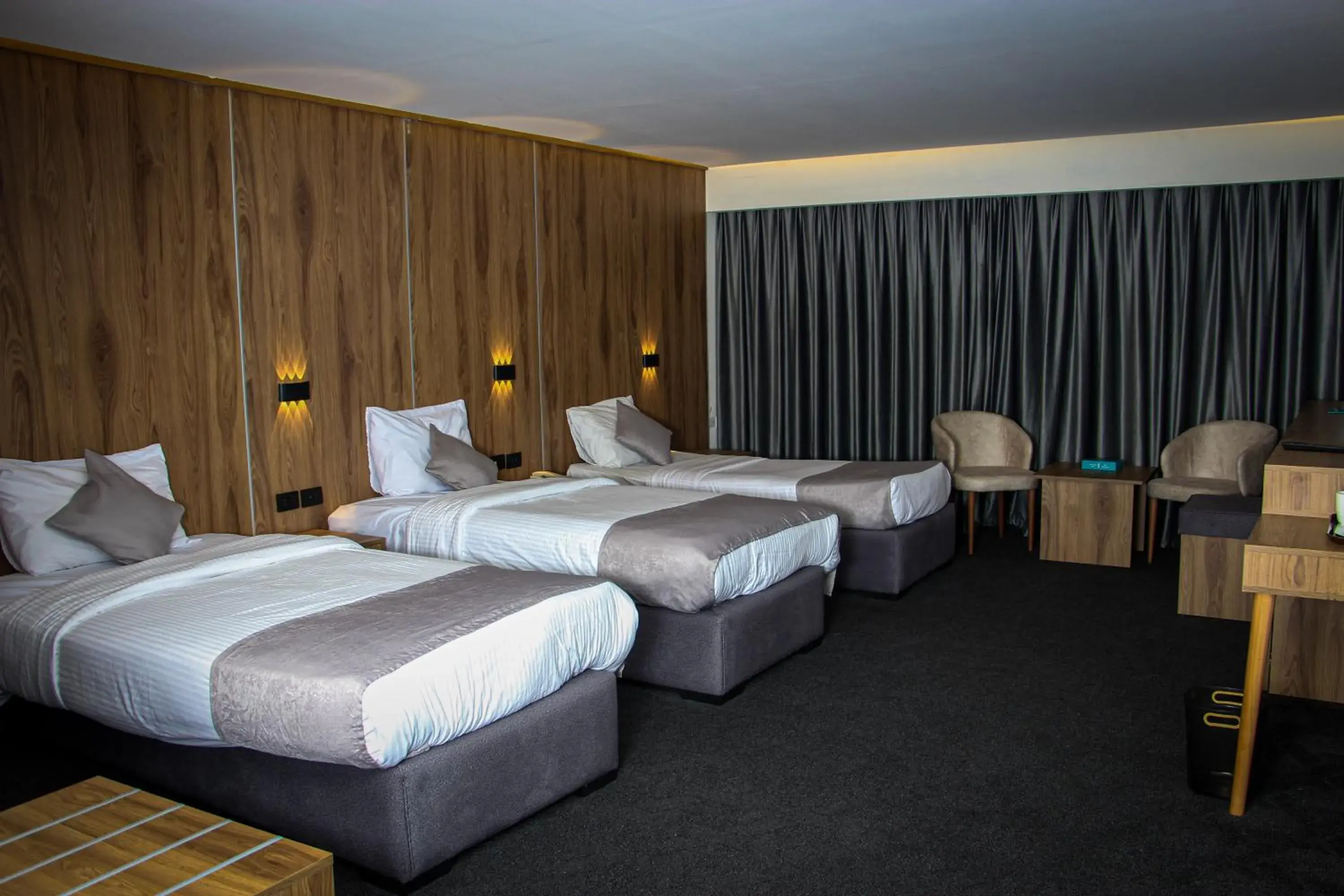 Bedroom, Bed in Sandy palace Hotel Bedroom, Bed in Sandy palace Hotel