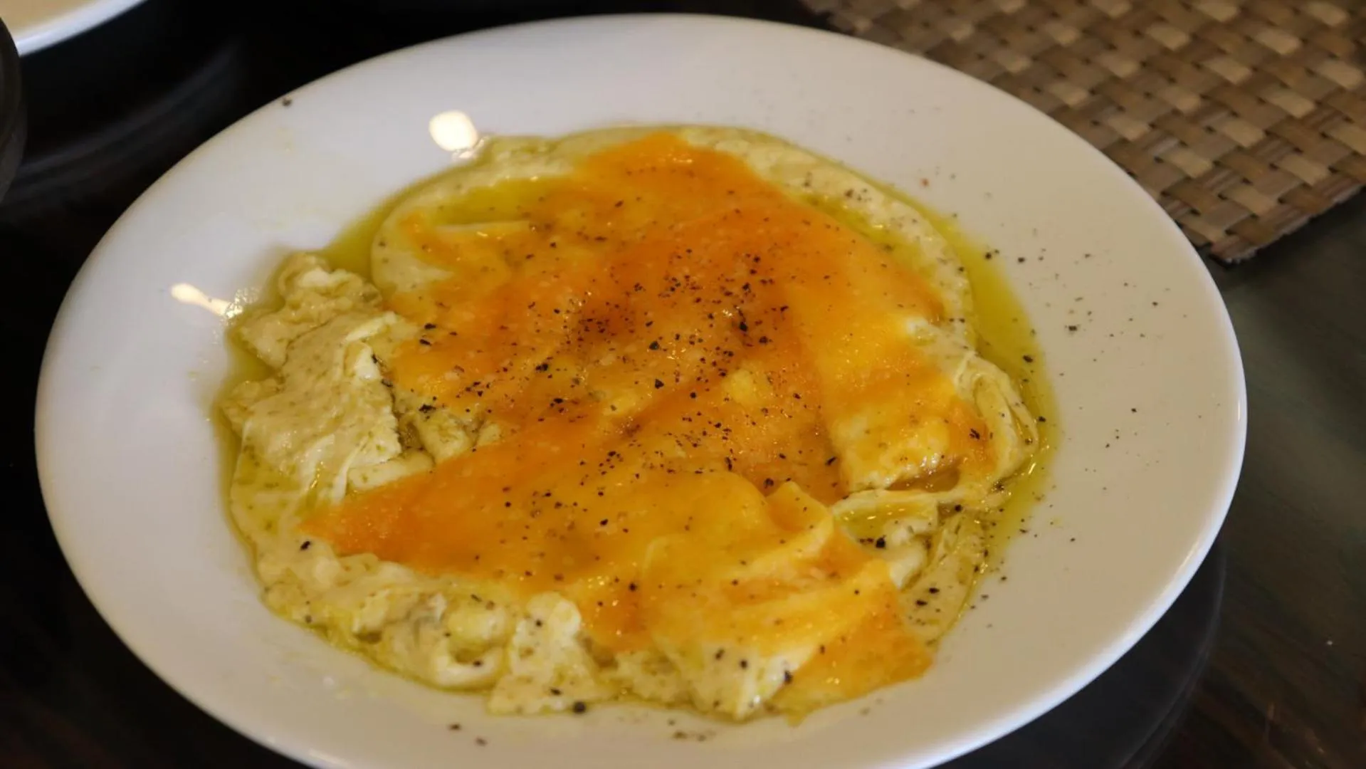 Restaurant/places to eat in Sandy palace Hotel