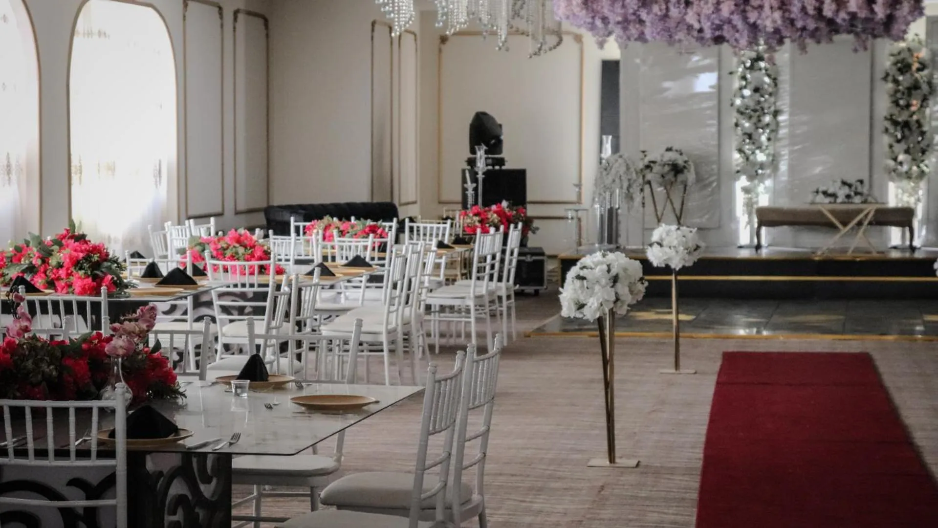 wedding in Sandy palace Hotel