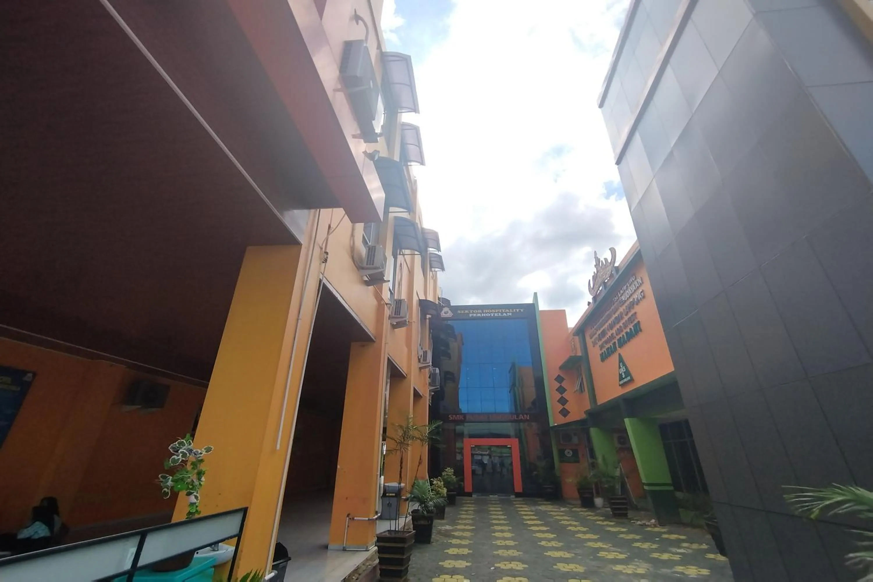 Property building in Great Cokro Edotel Lampung