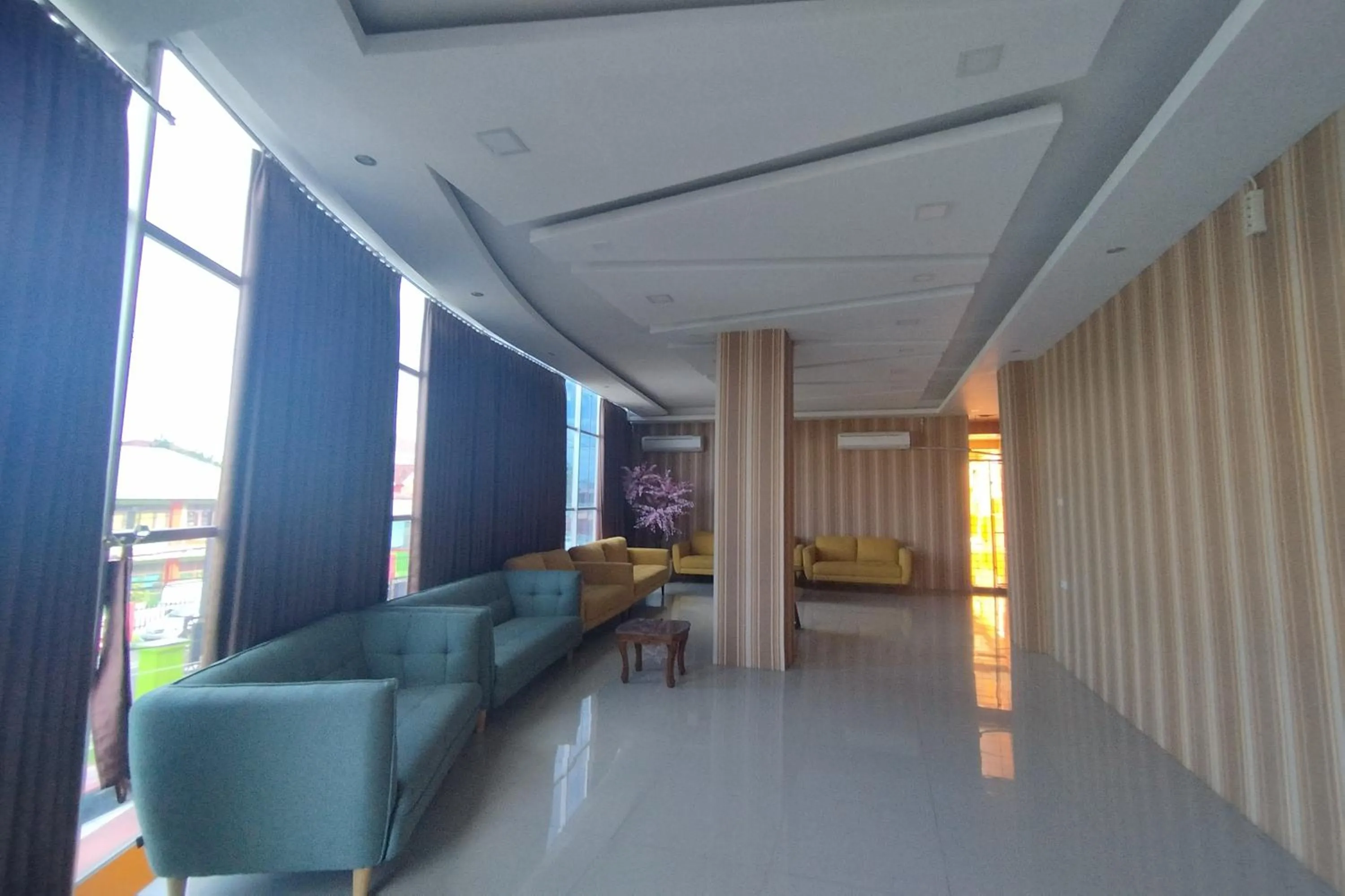 Lobby or reception in Great Cokro Edotel Lampung