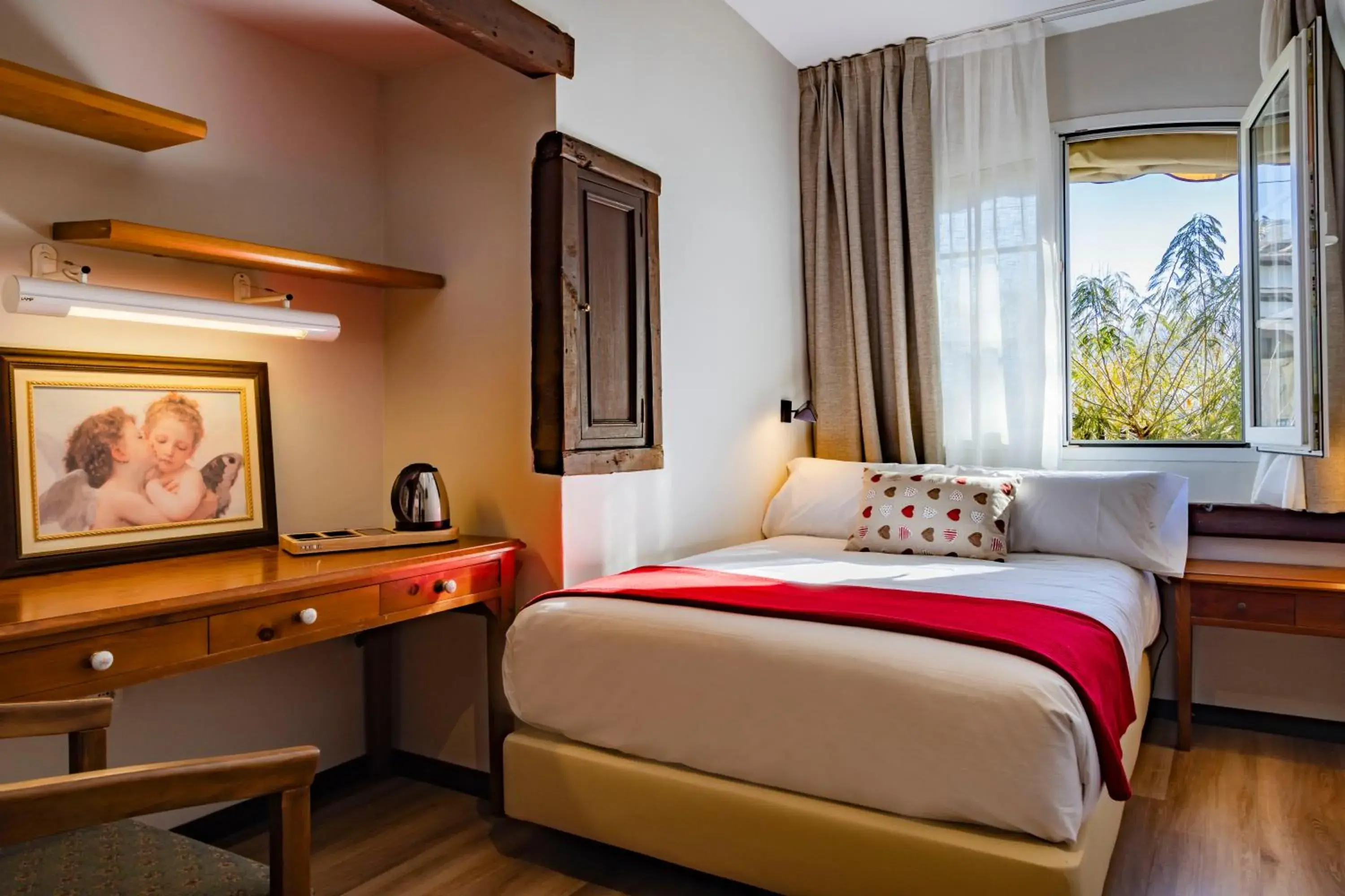 Single Room with Garden View in Hotel Cortijo Landete Single Room with Garden View in Hotel Cortijo Landete